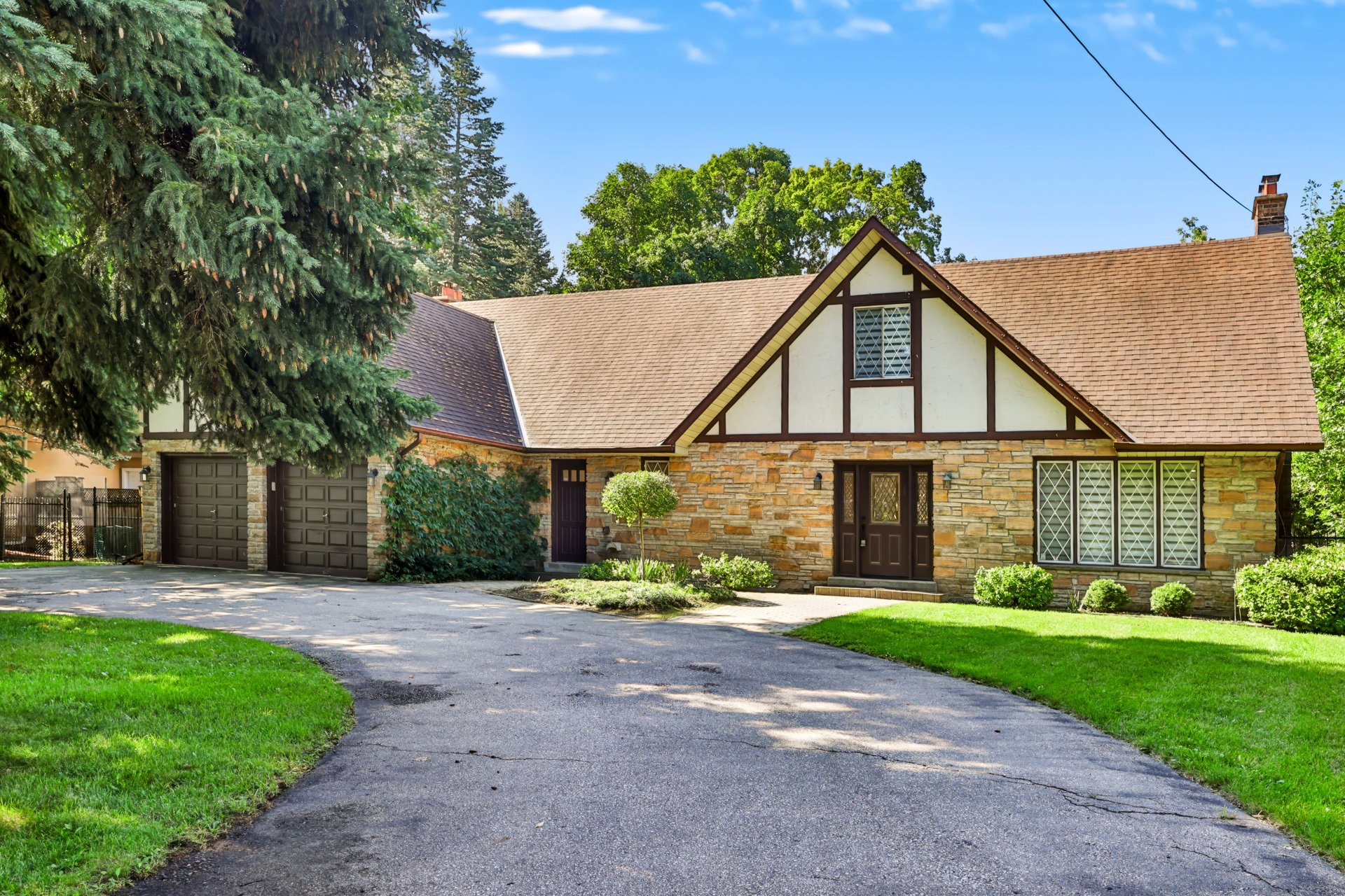 30 Birkbank Drive, Oakville