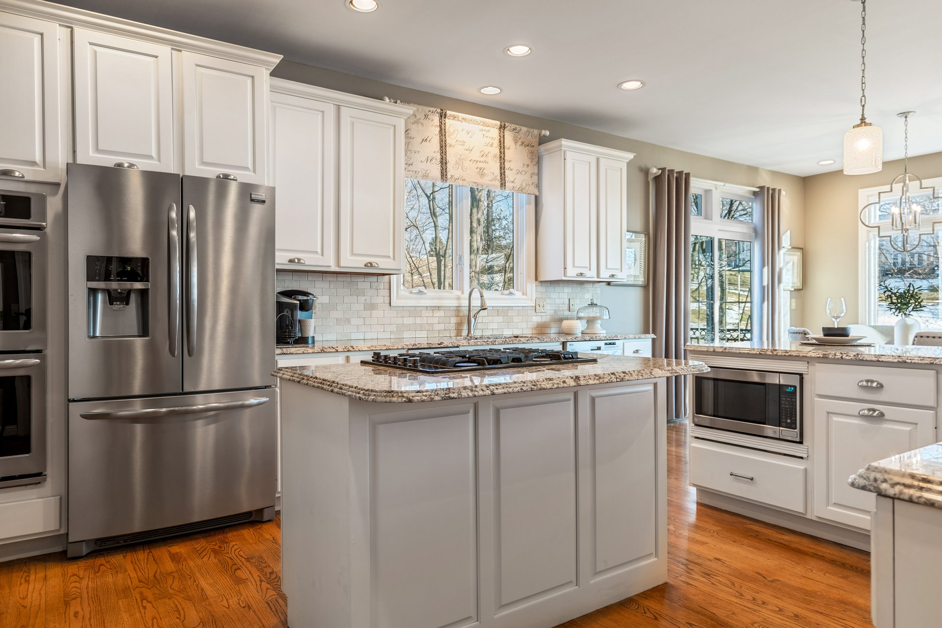 6 Whitmoor Court
