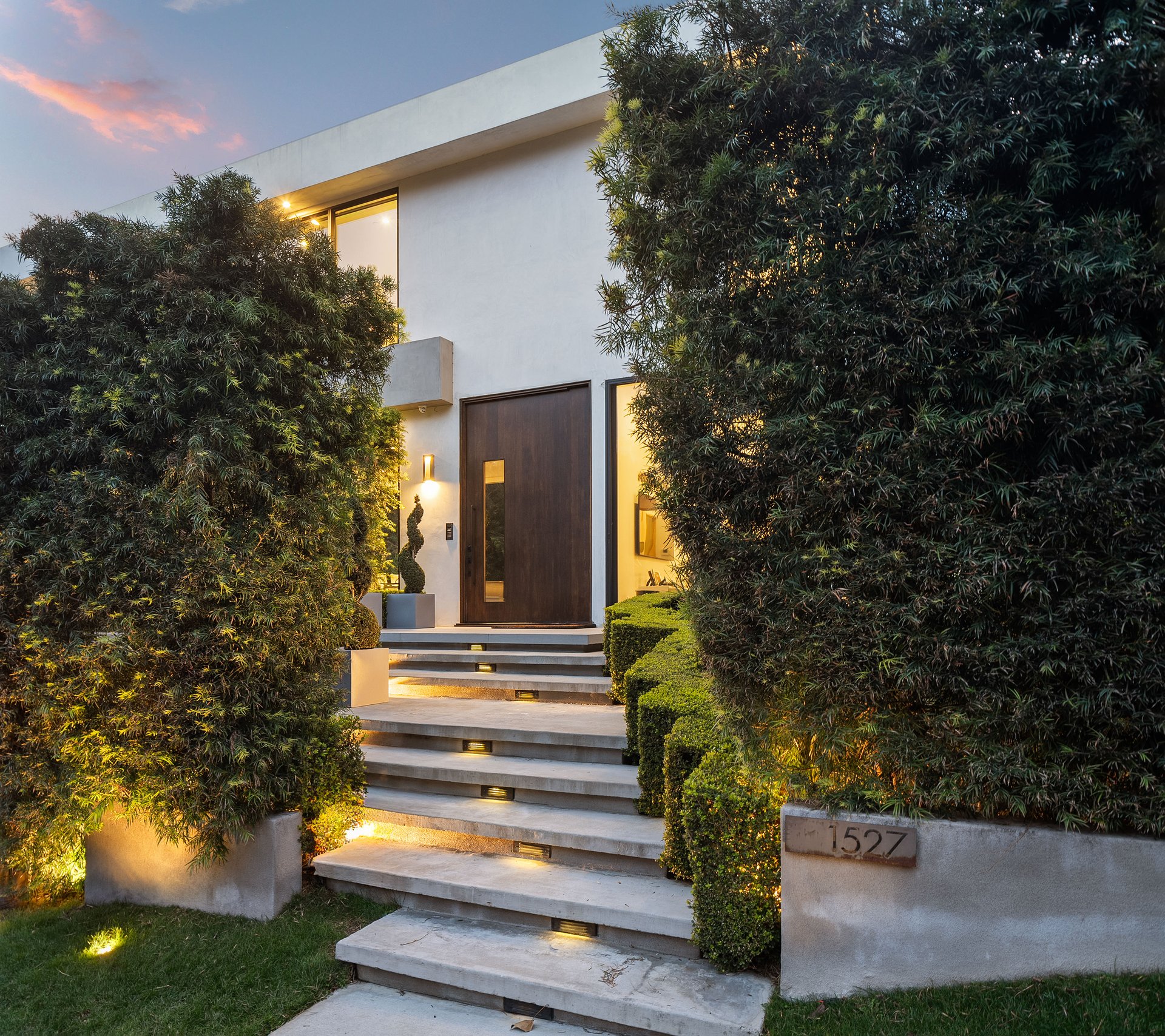 1527 Rising Glen Rd, Sunset Strip