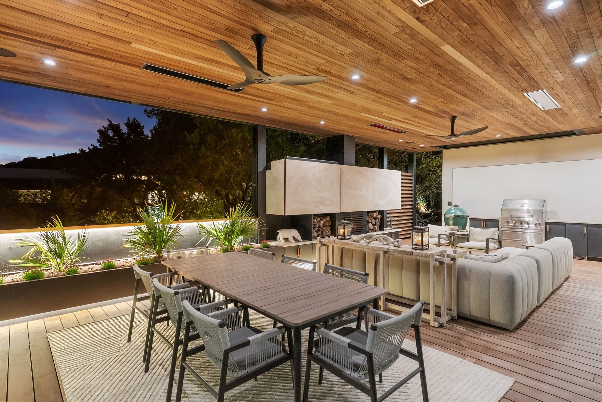 West Lake Hills Modern Sanctuary