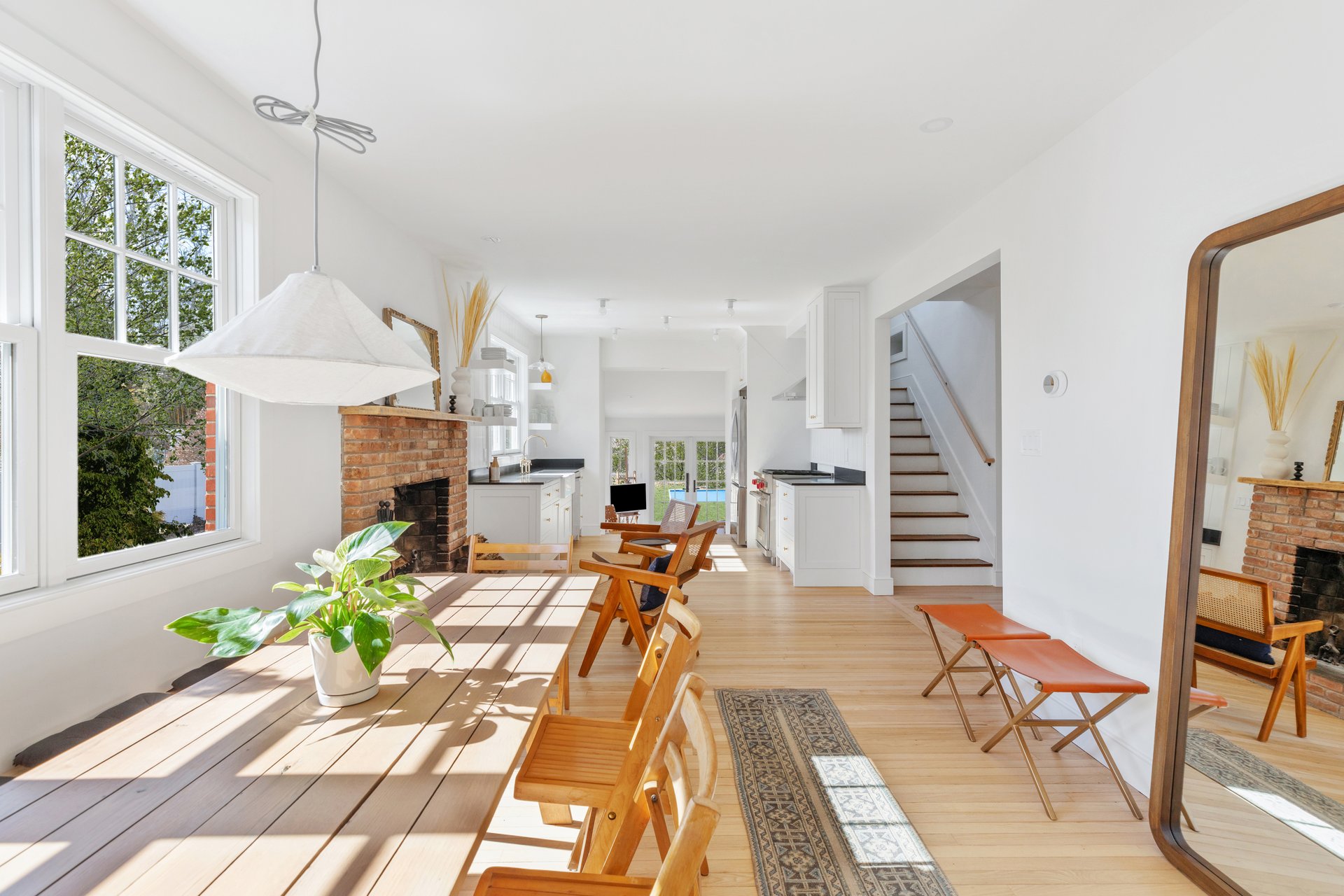 CHARMING AND COMPLETELY RENOVATED 