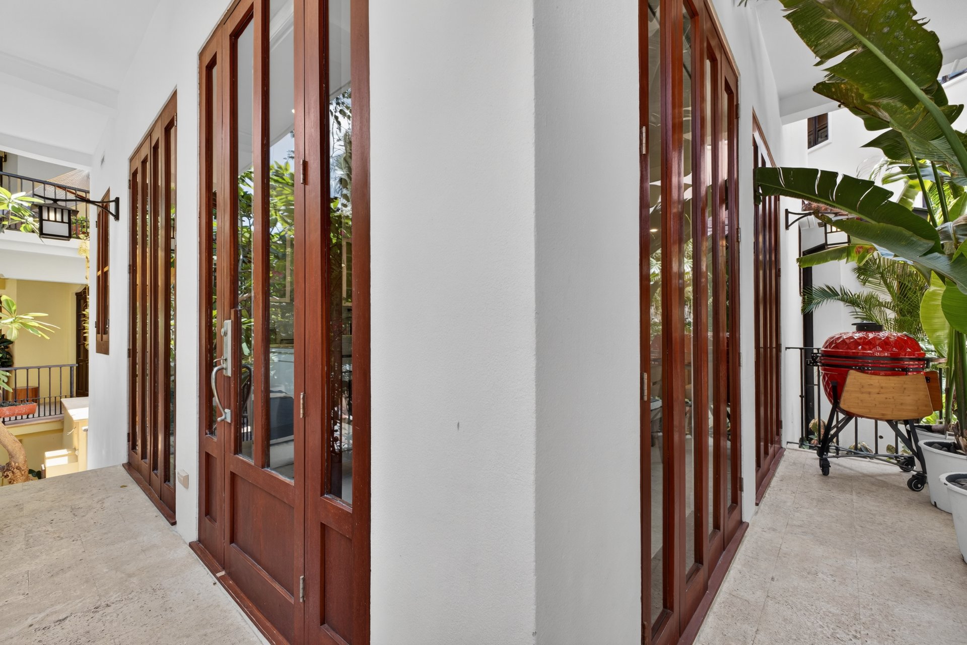 25 Paseo Del Mar | Best-Priced Beachfront Home in Las Catalinas
