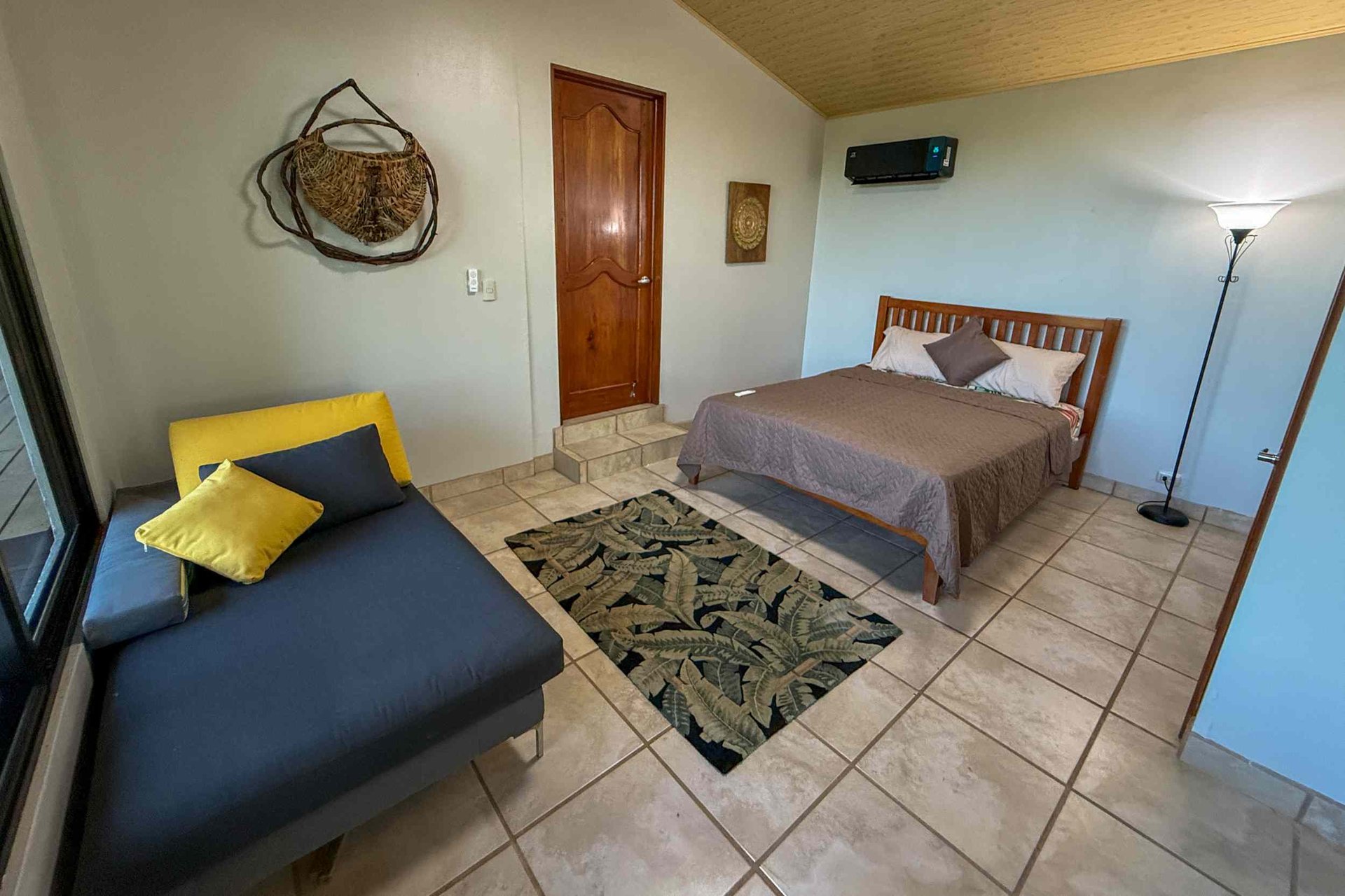 Totally Remodeled Coastal Jungle 2-Bedroom Sanctuary Home with Valley & Ocean Views in Lagunas above Dominical Costa Rica