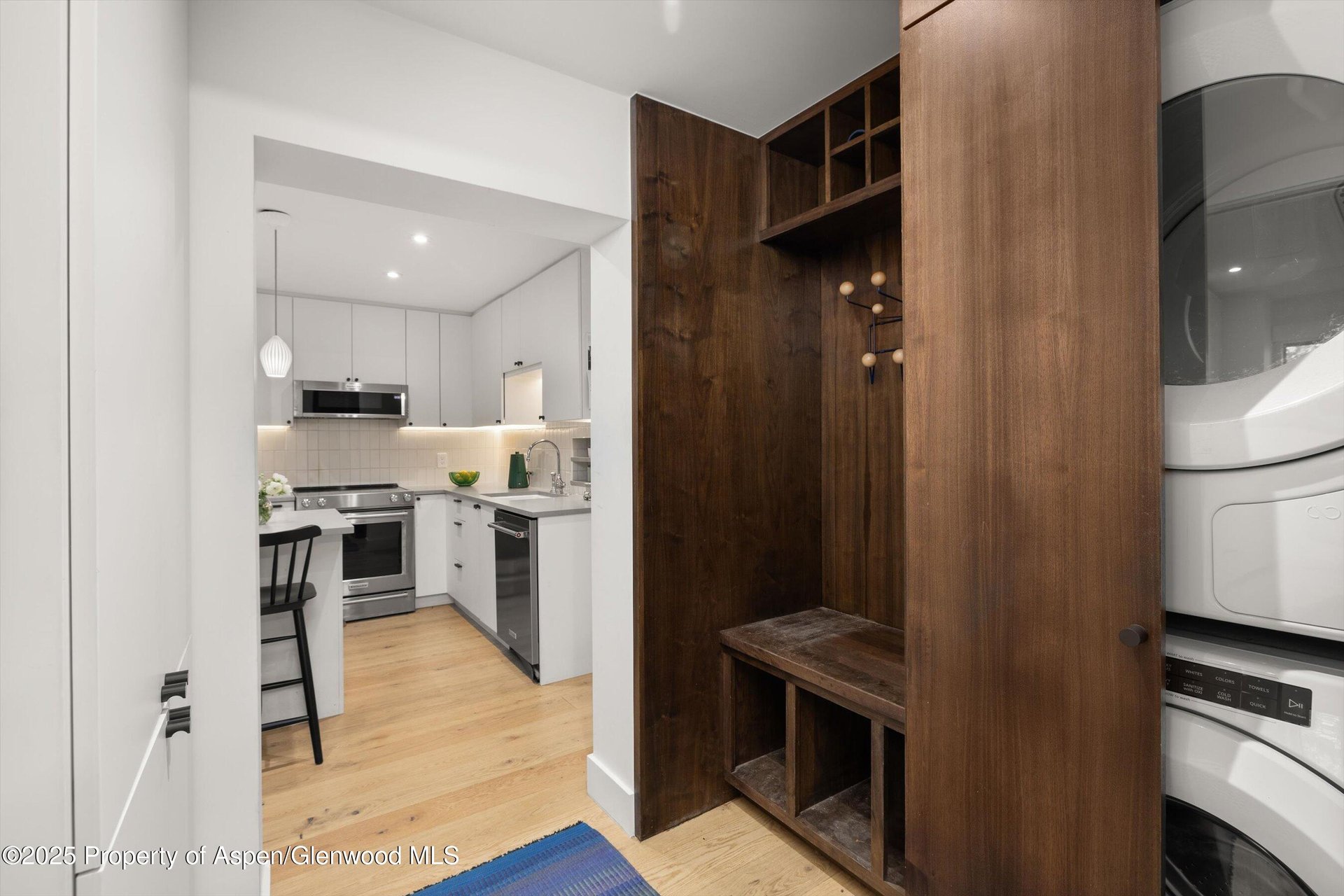 416 Vine Street, 416