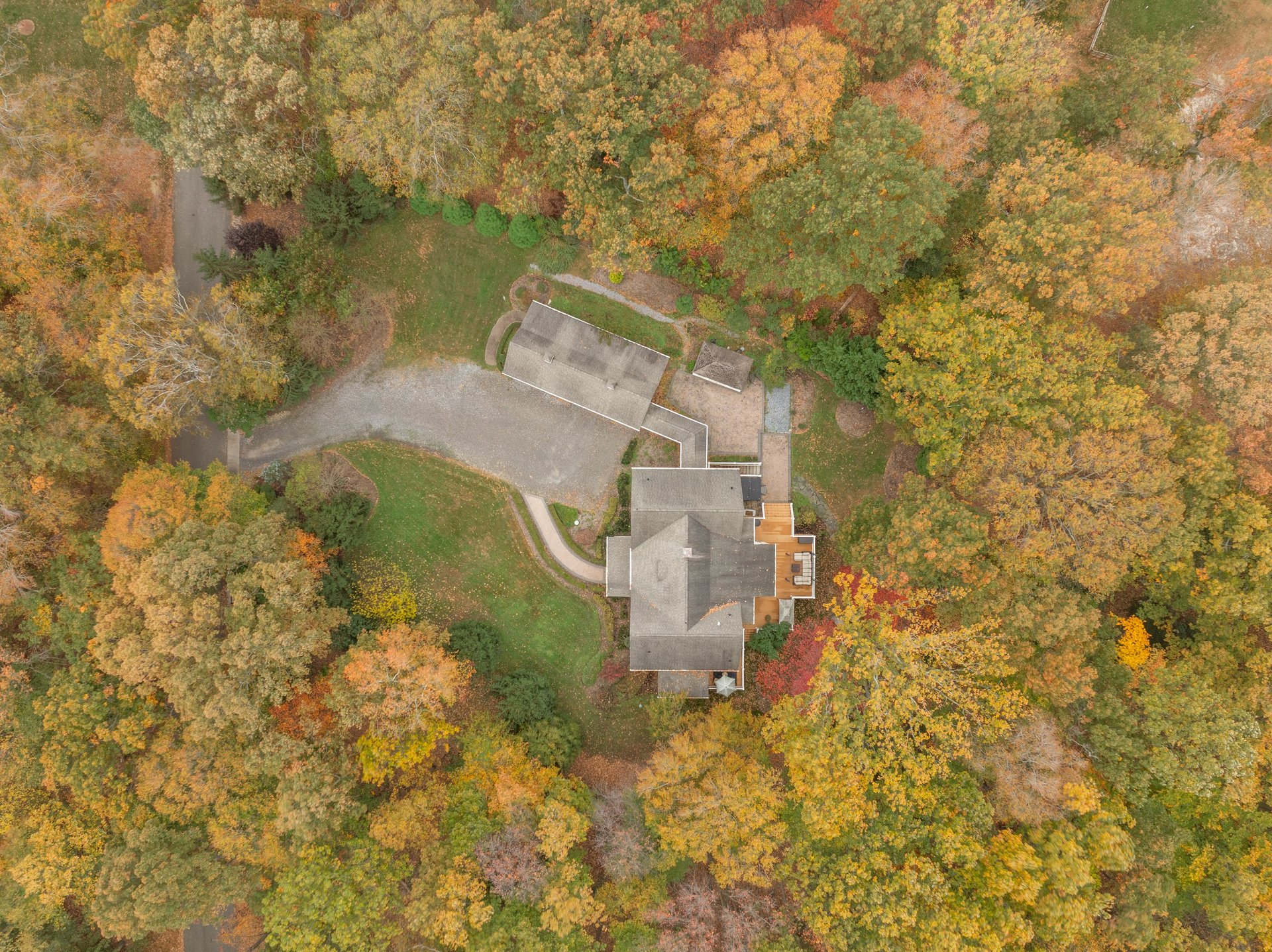 2A Laurel Dr