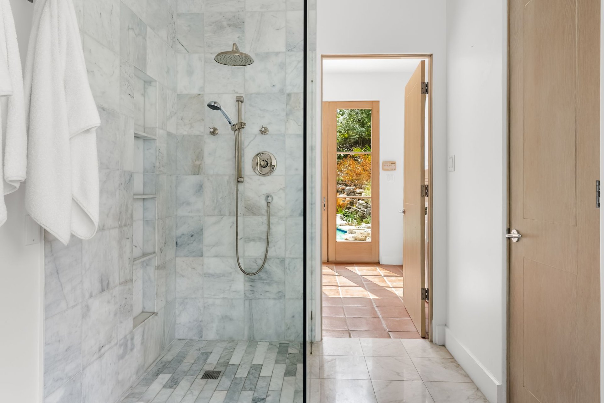 698 Windsong Trail