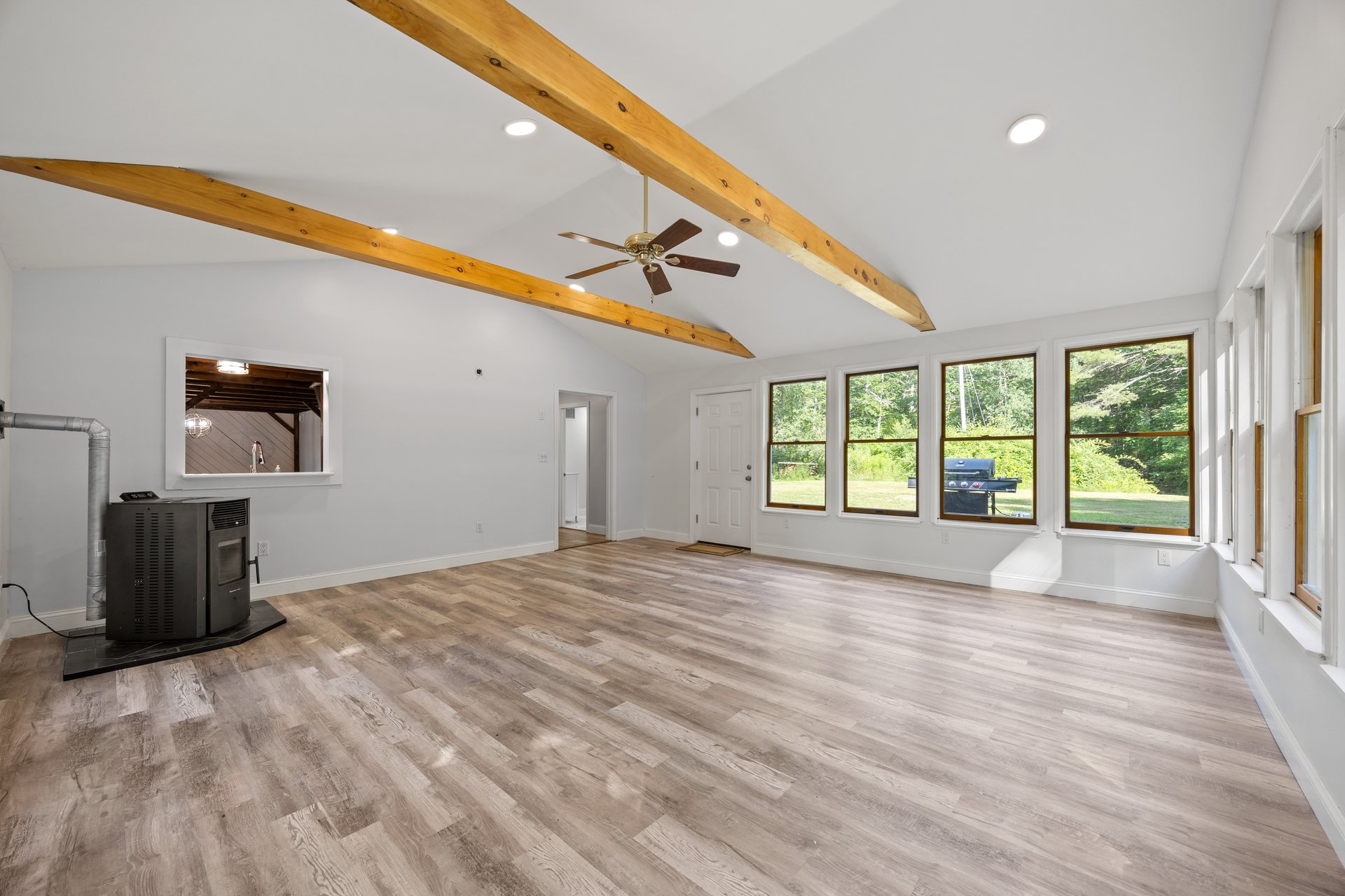 377 River Rd, Bowdoinham