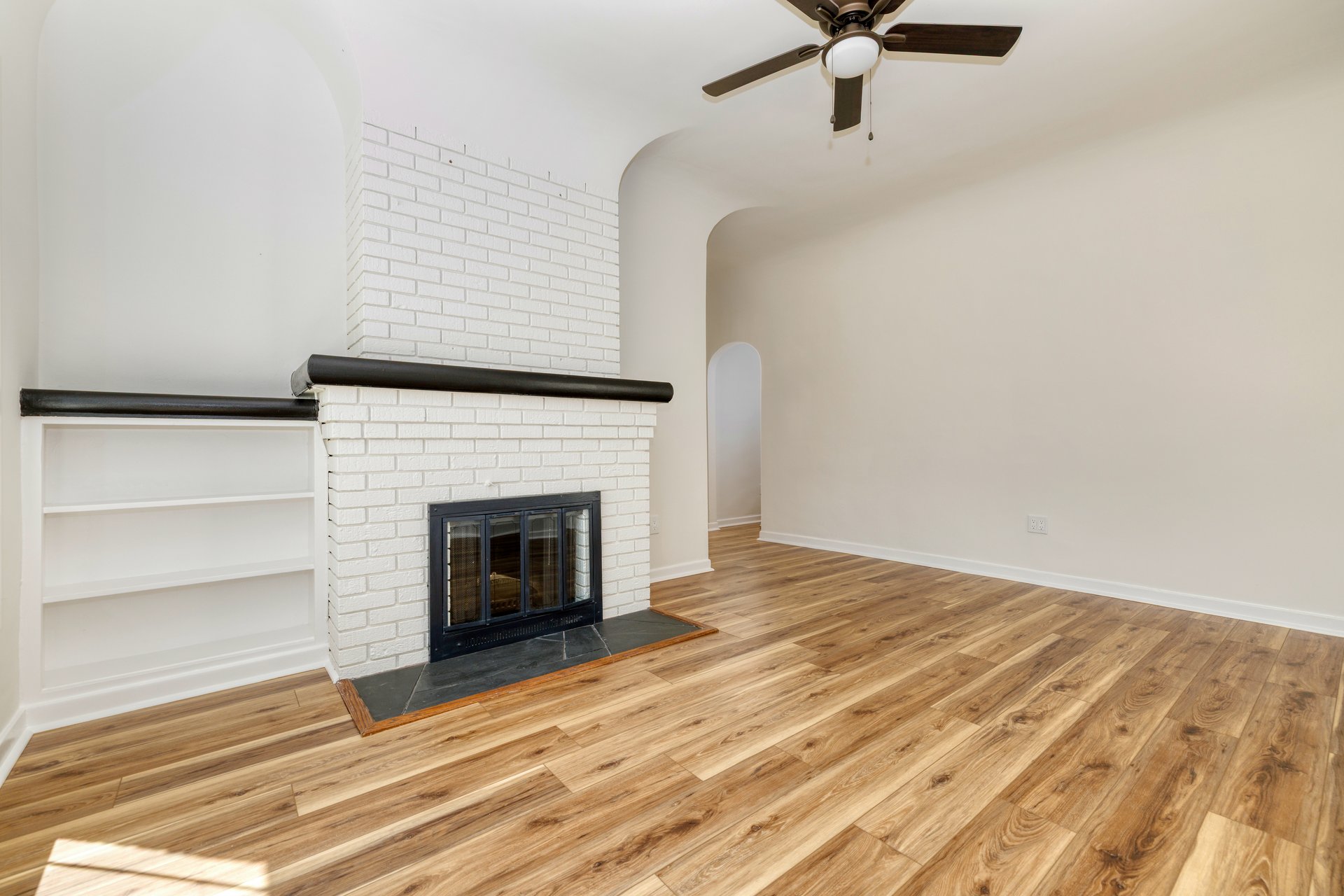343 N Fairview St