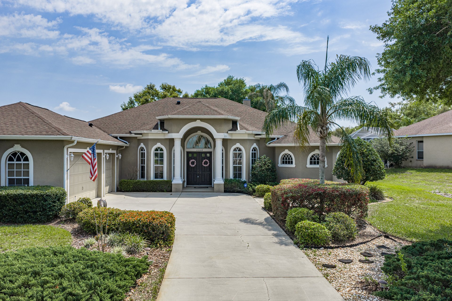13304 THOROUGHBRED DR