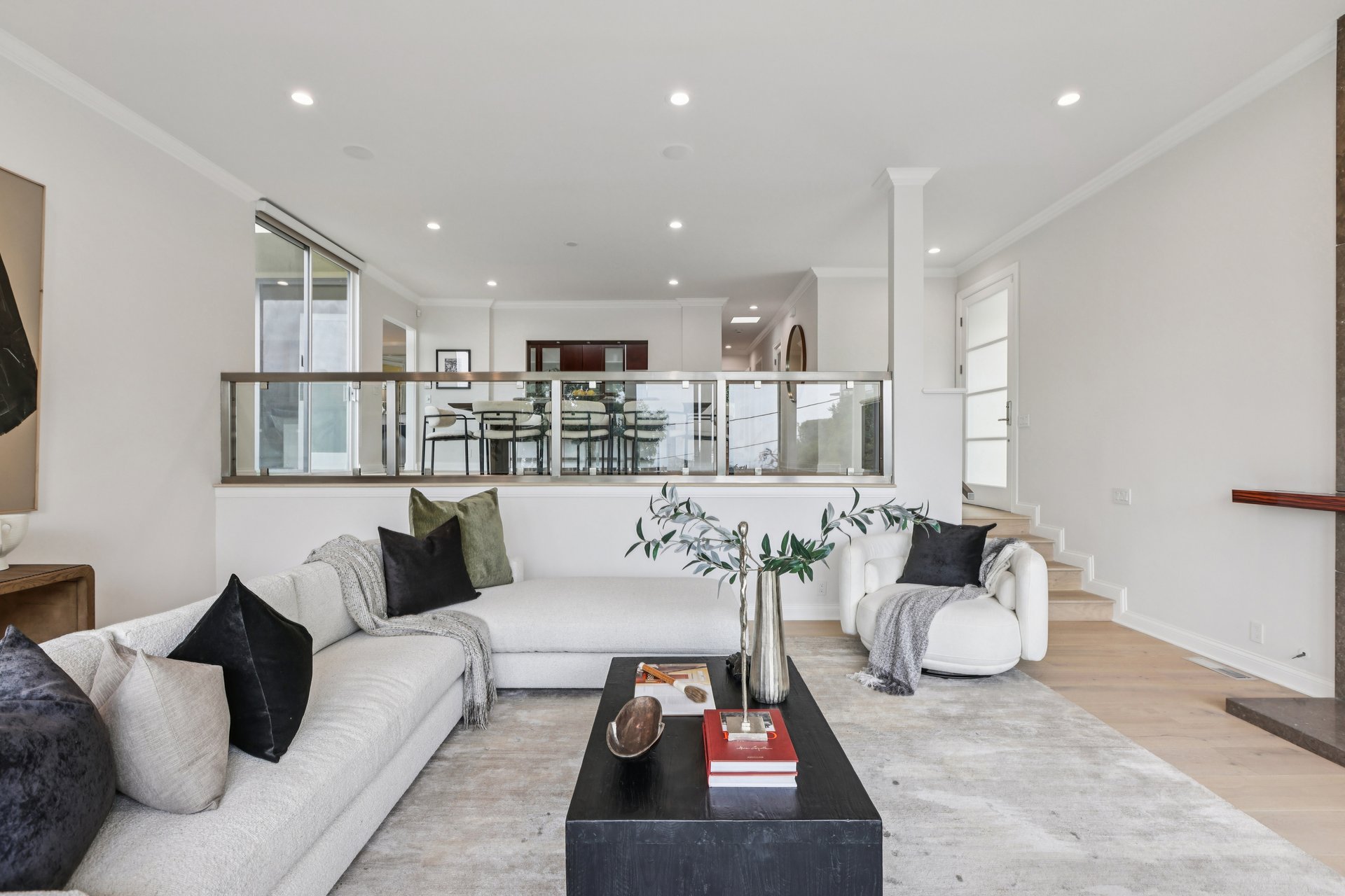 8715 Sunset Plaza Ter, Sunset Strip