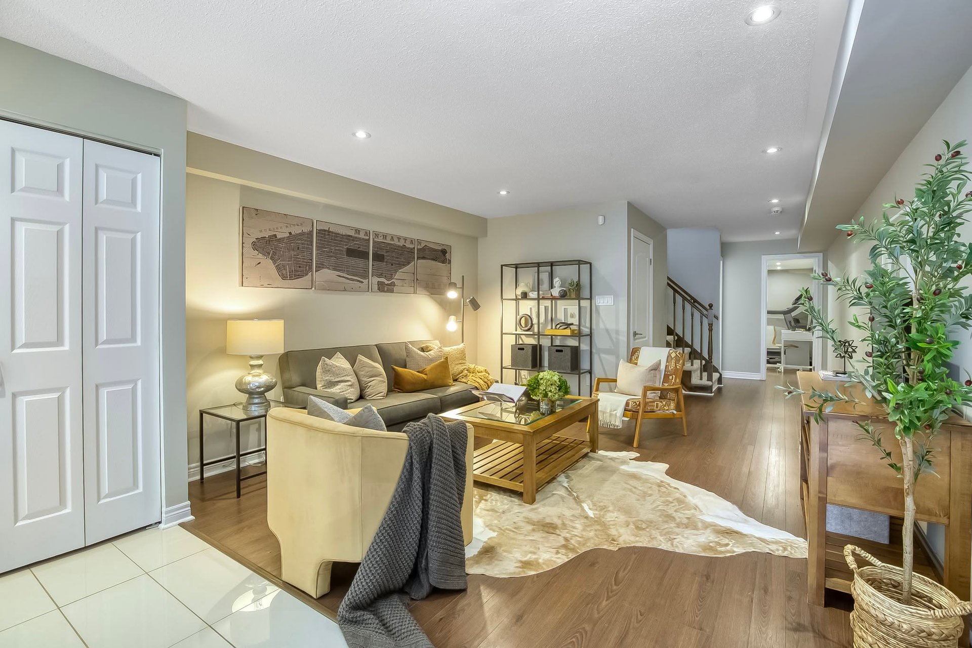 148 Woodbine Ave