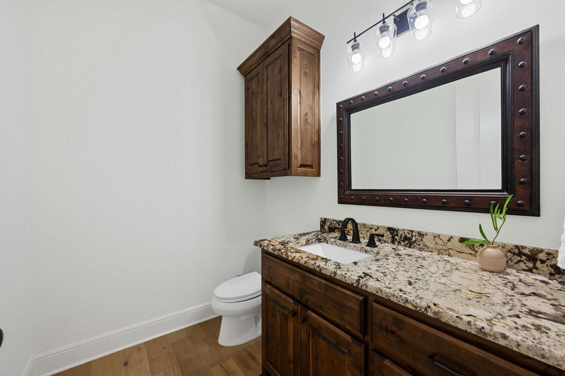 8024 Carlton Ridge