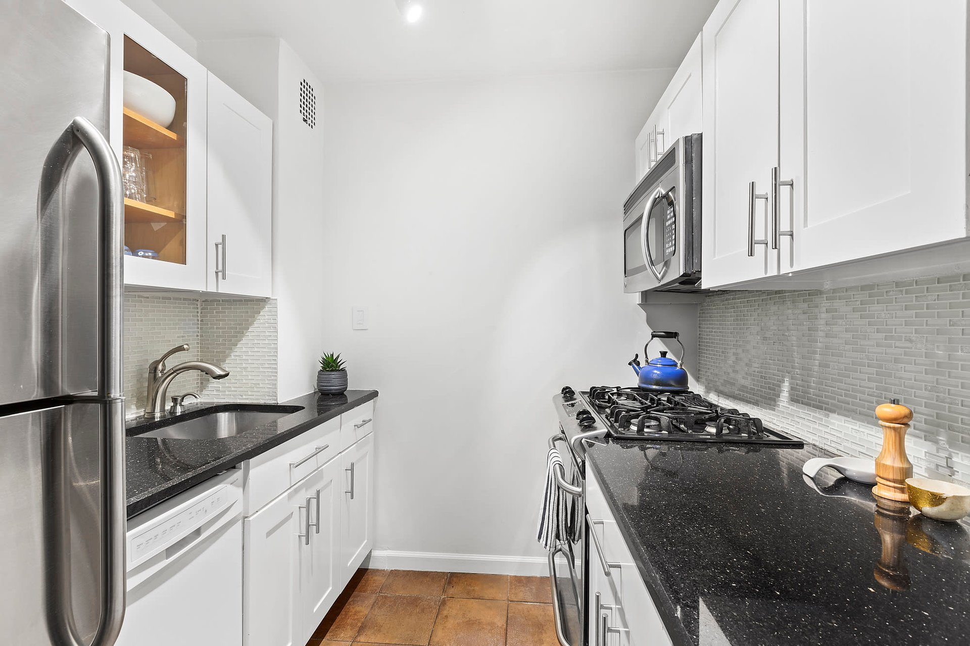 201 E 15th Street Unit: 7-G