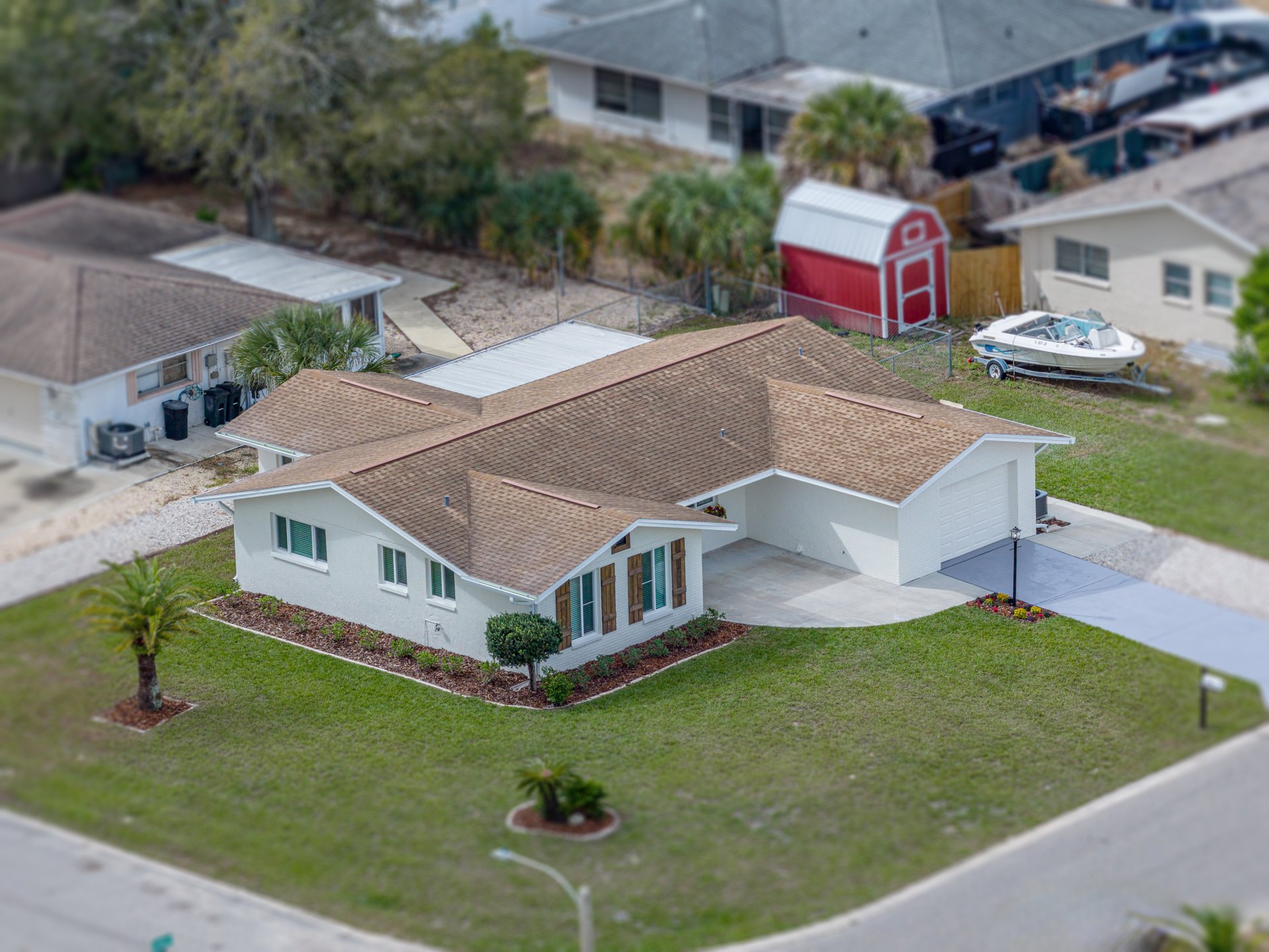 7824 LOTUS DR