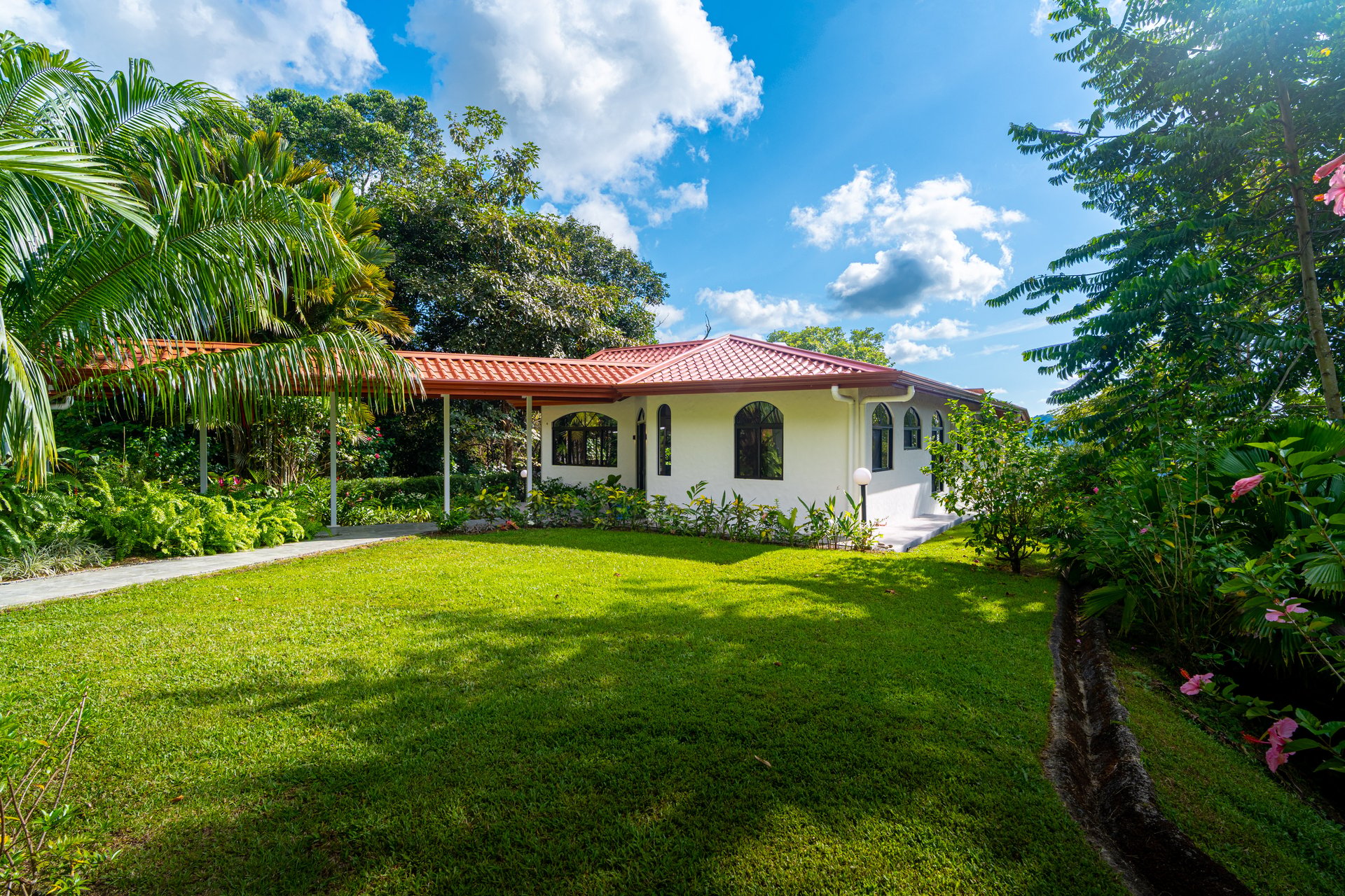  Villa Allamanda, Privacy Galore, Ocean, Jungle and Mountain Views