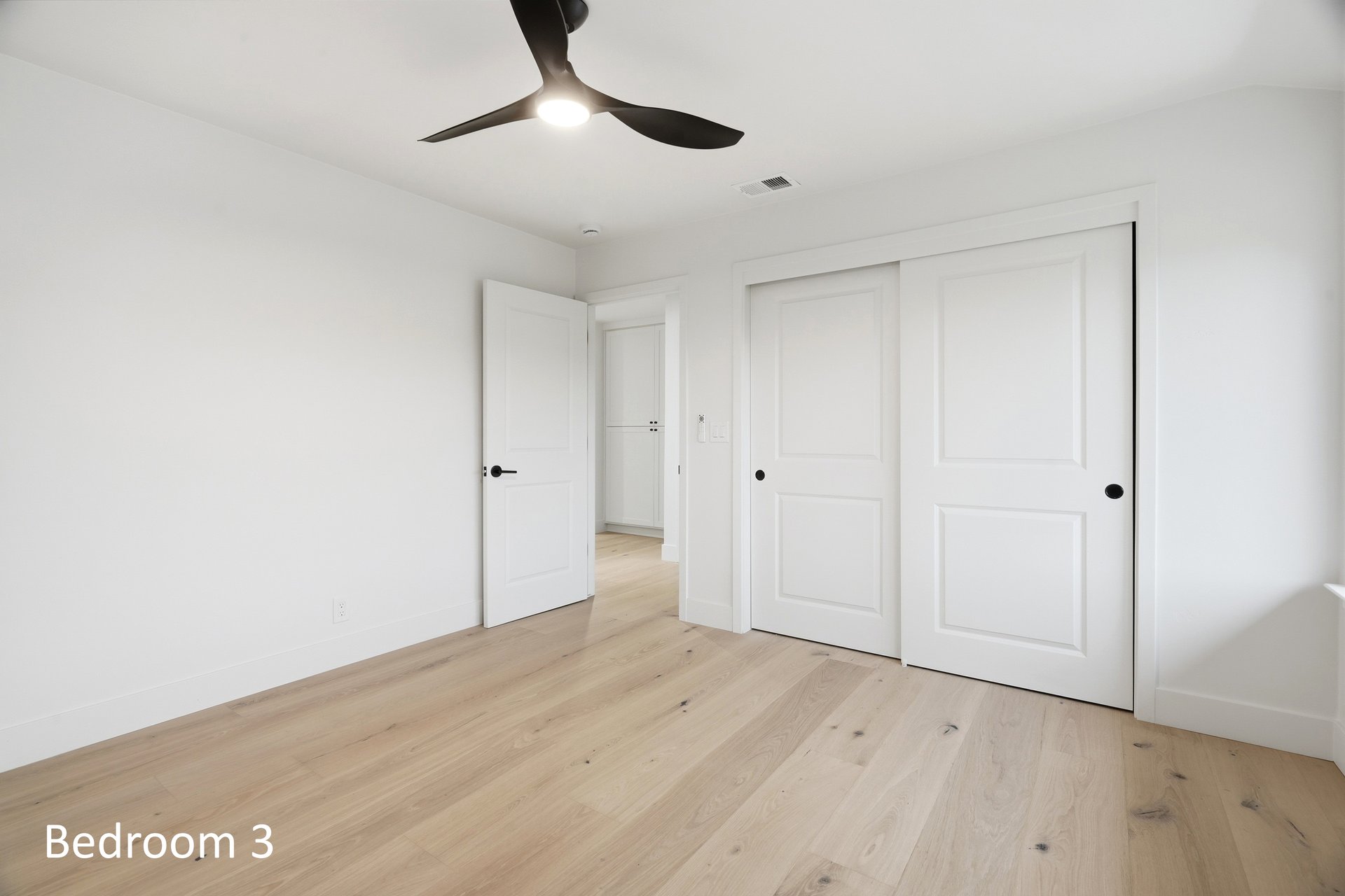 1044 Geronimo Ct