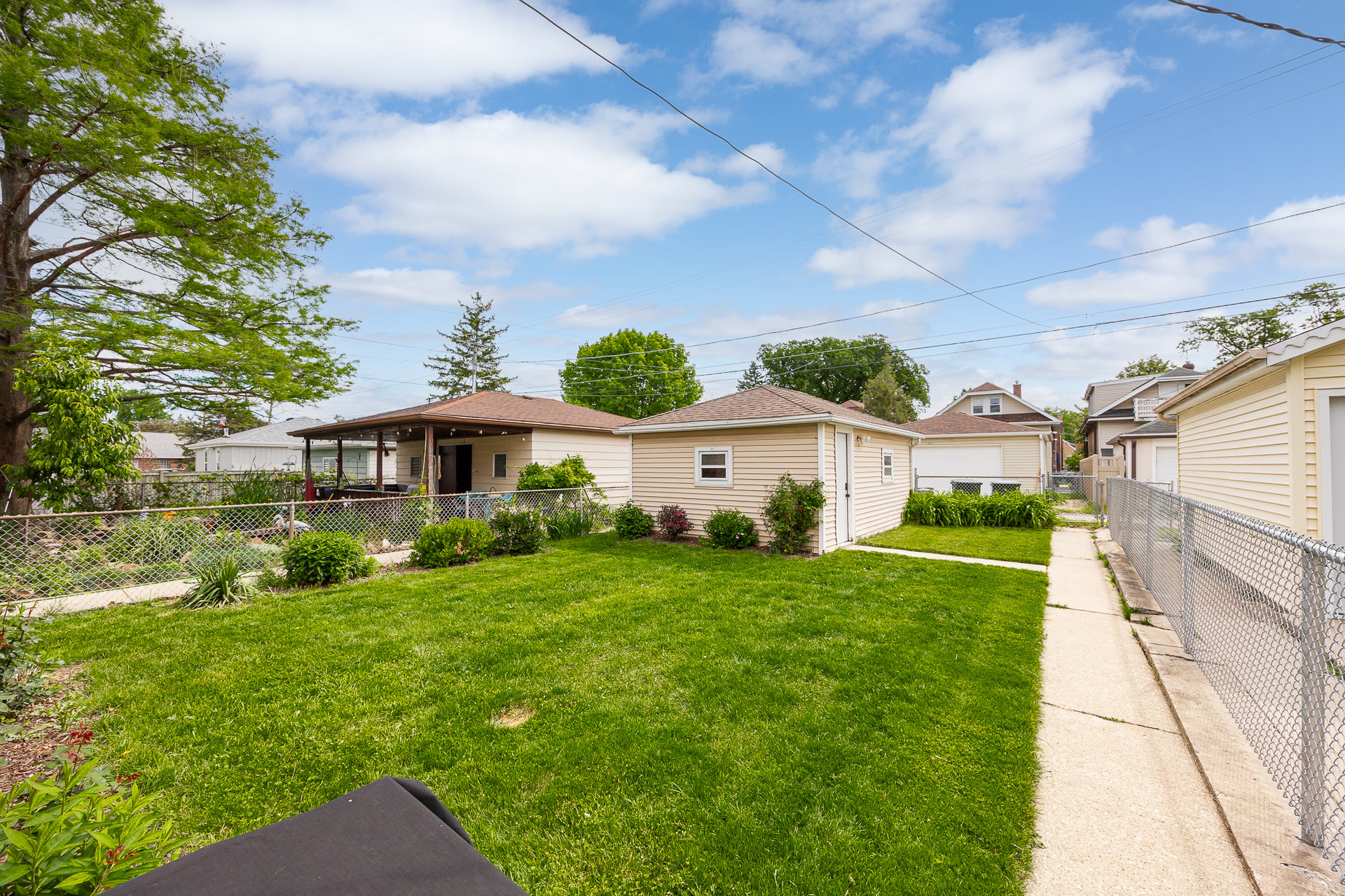 3311 Sunnyside Ave