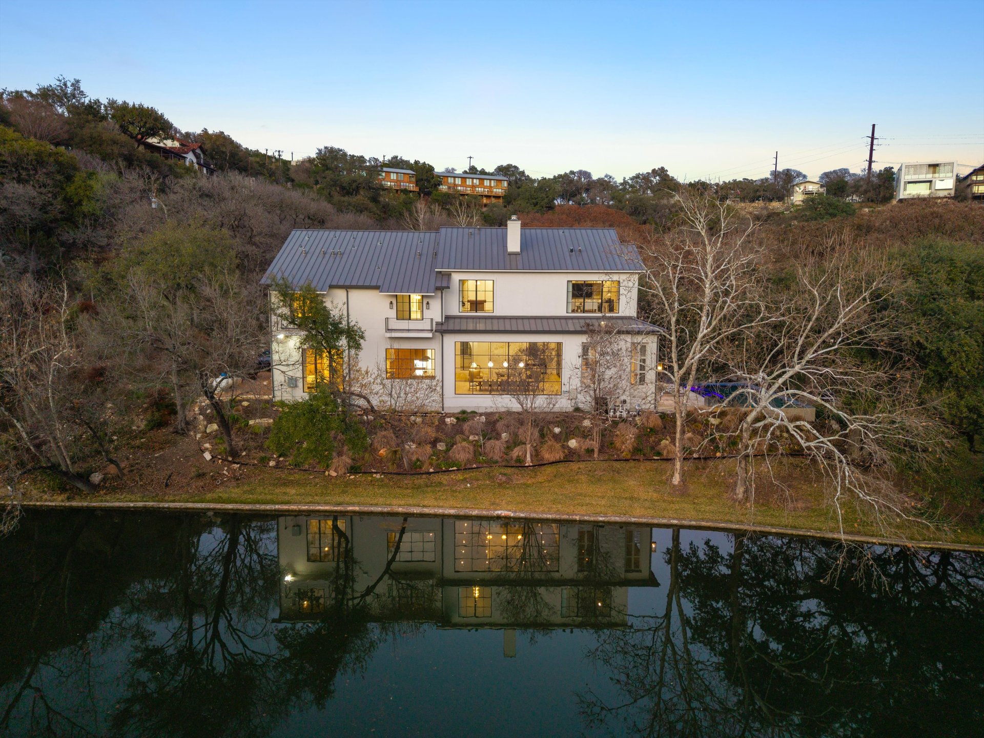 1901 Westlake Drive