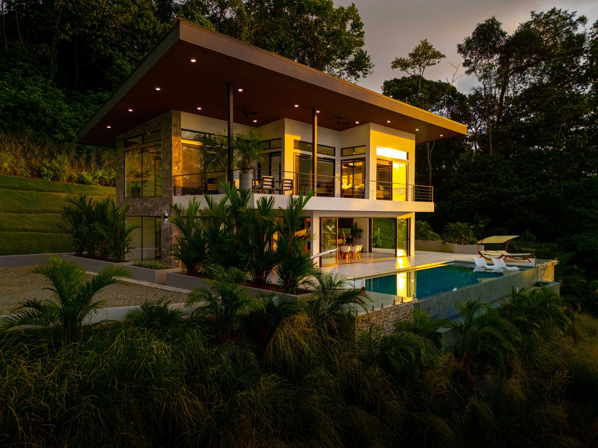 Luxury 4-Bed Home with Ocean & Jungle Views in Ojochal