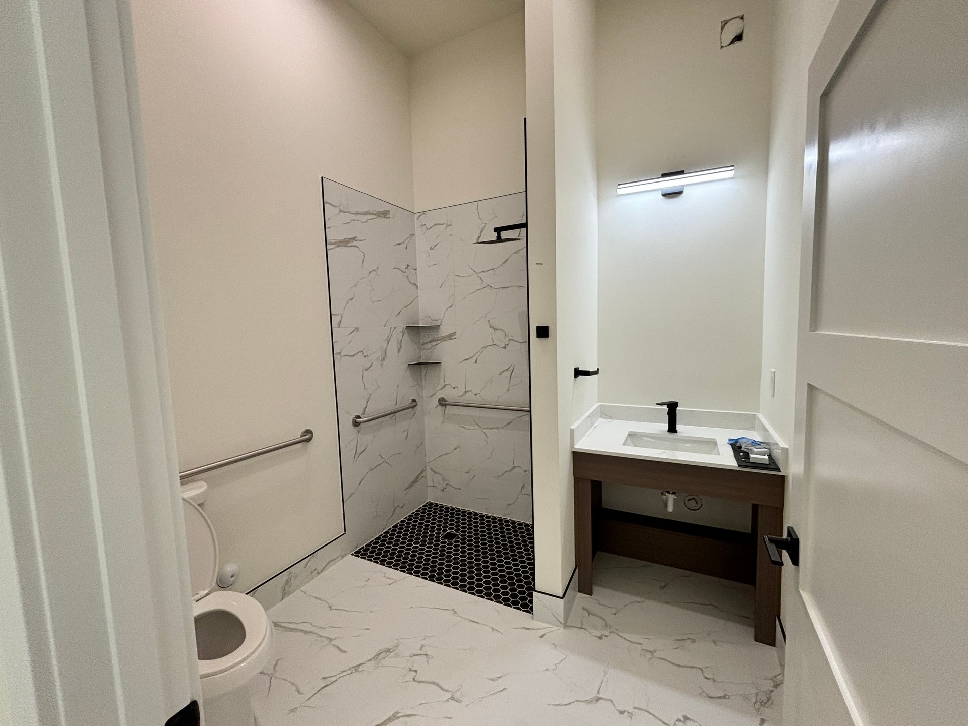 5216 Delridge Way SW | Storefront 1 & 2 