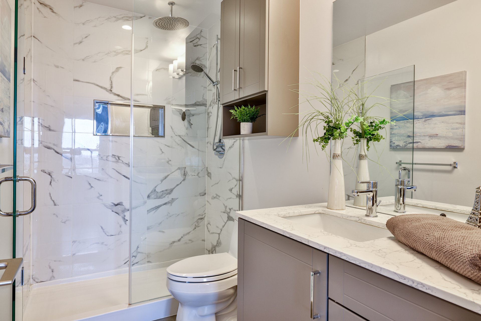  Corner Suite At The Barrington! 