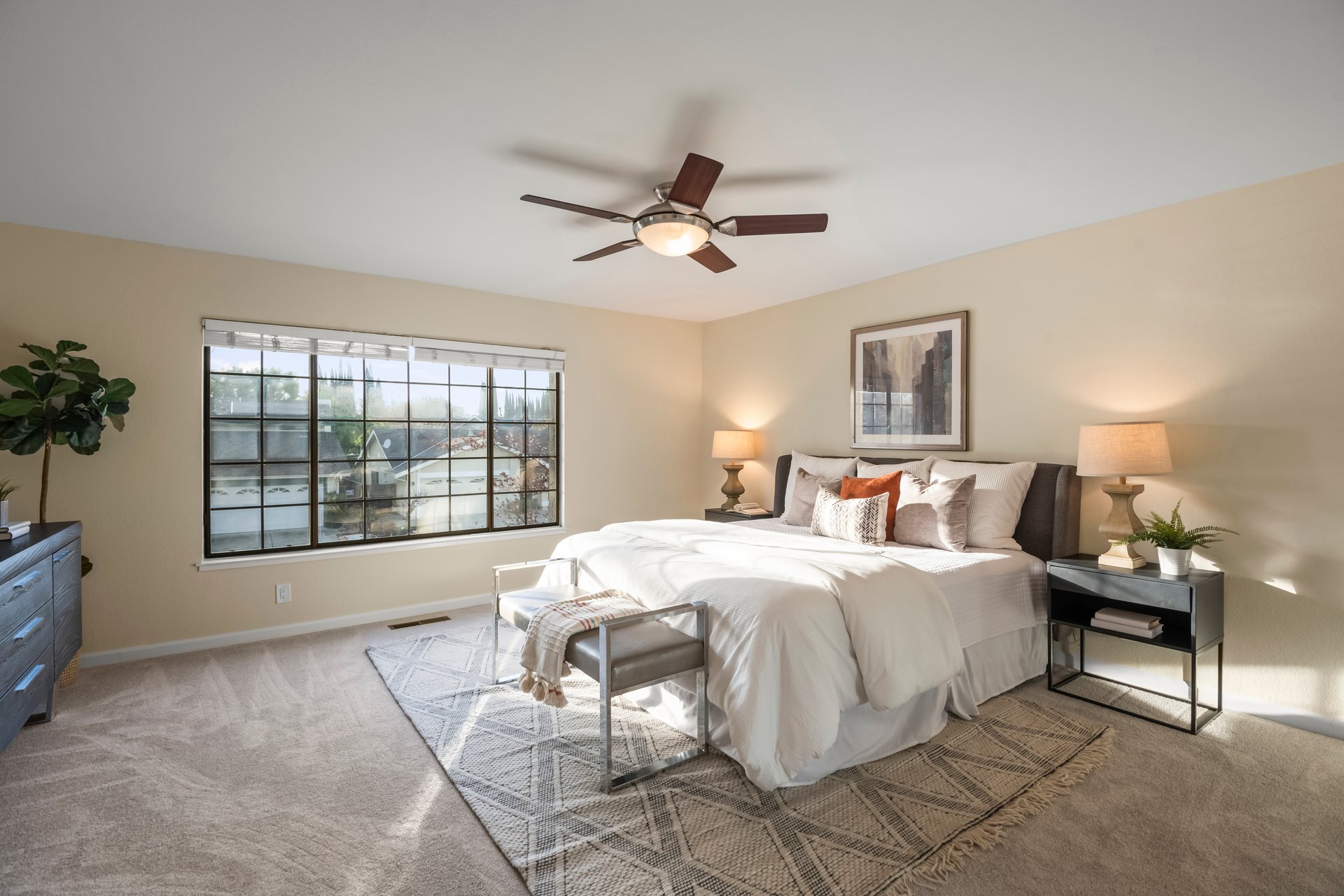 5252 Rio Lobo Drive