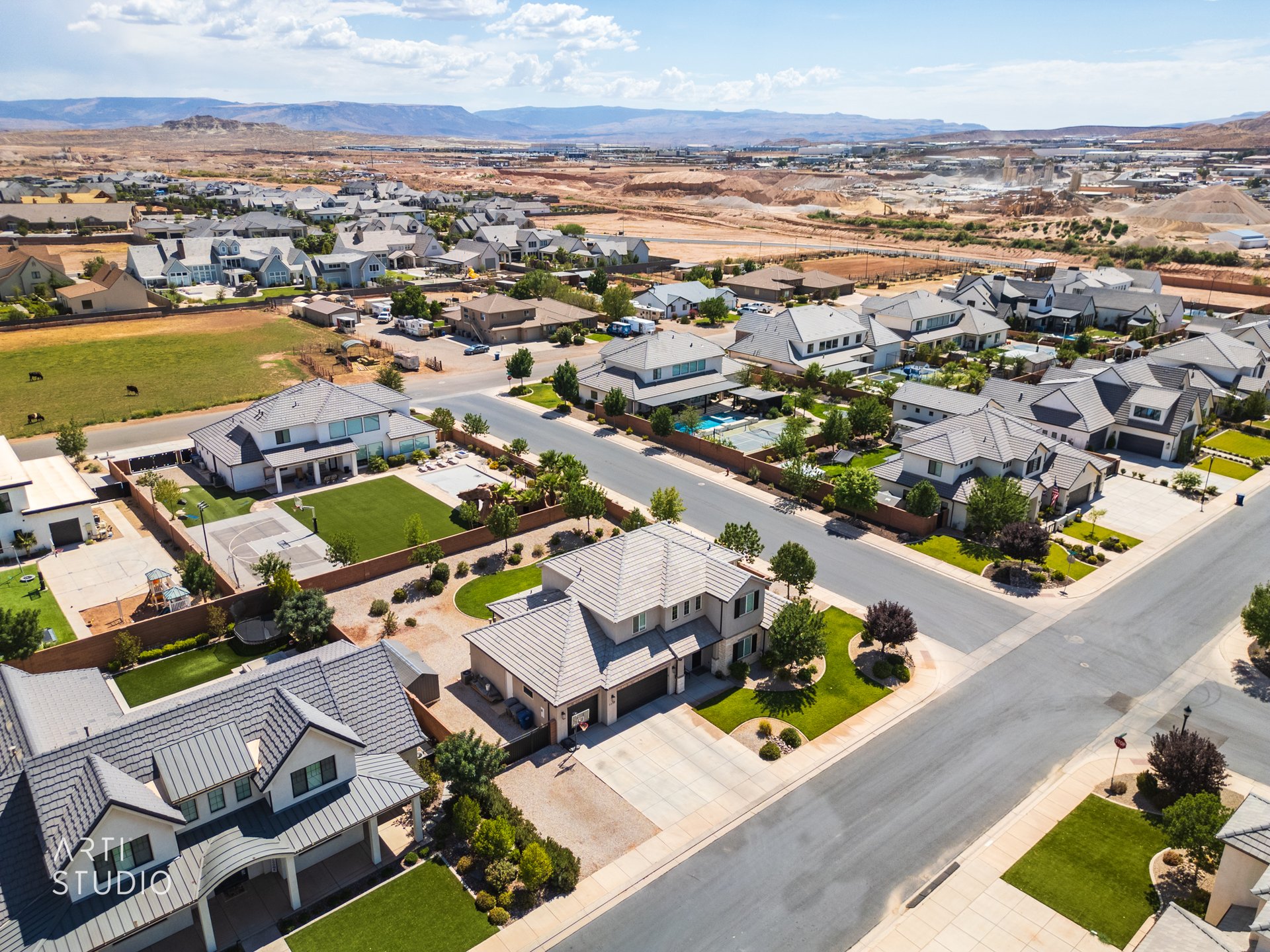Fieldstone Cir