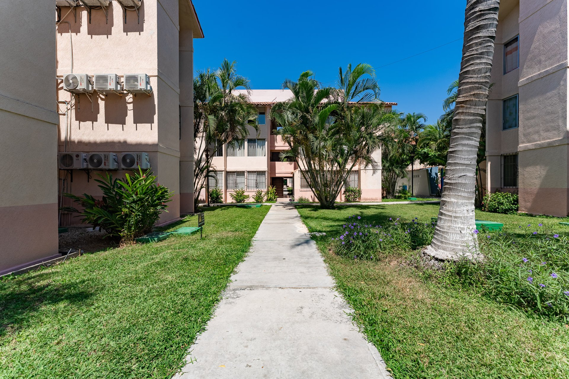 2 Bedrooms, Condo, Condos Pacífico 3rd floor Condo G9