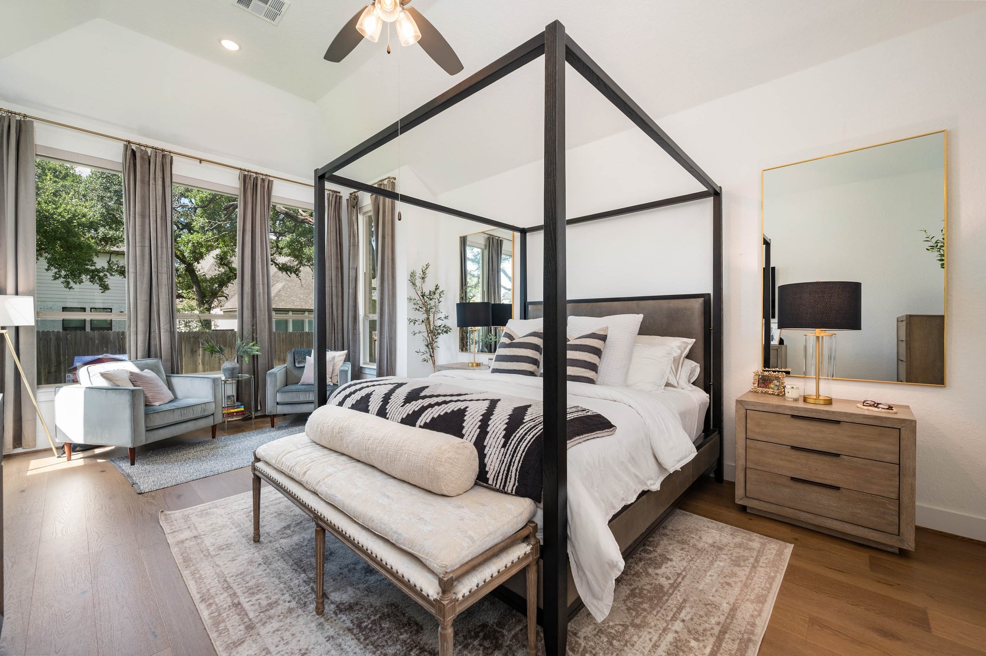 10039 Sarah Place