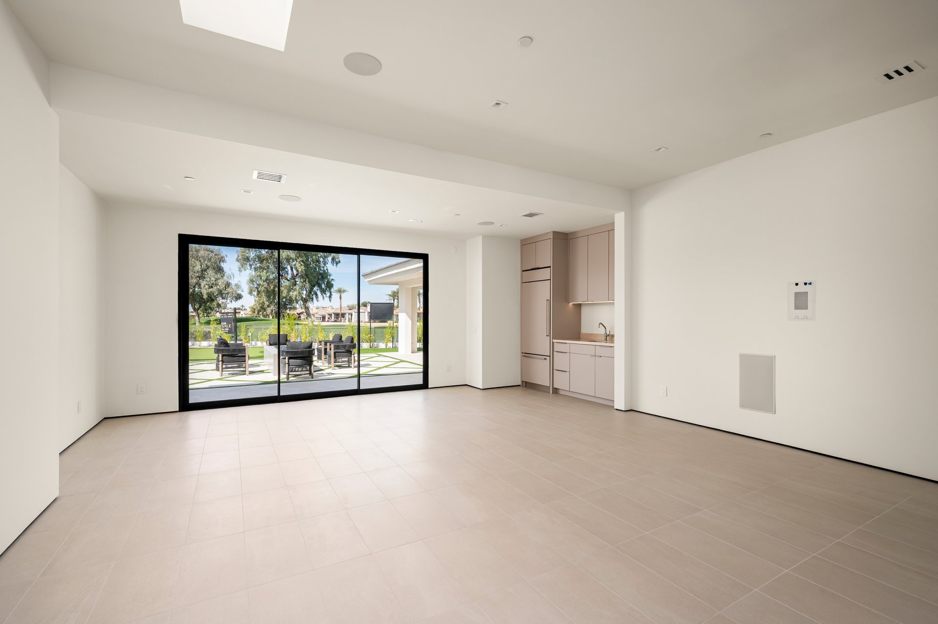 7780 E Vaquero Dr