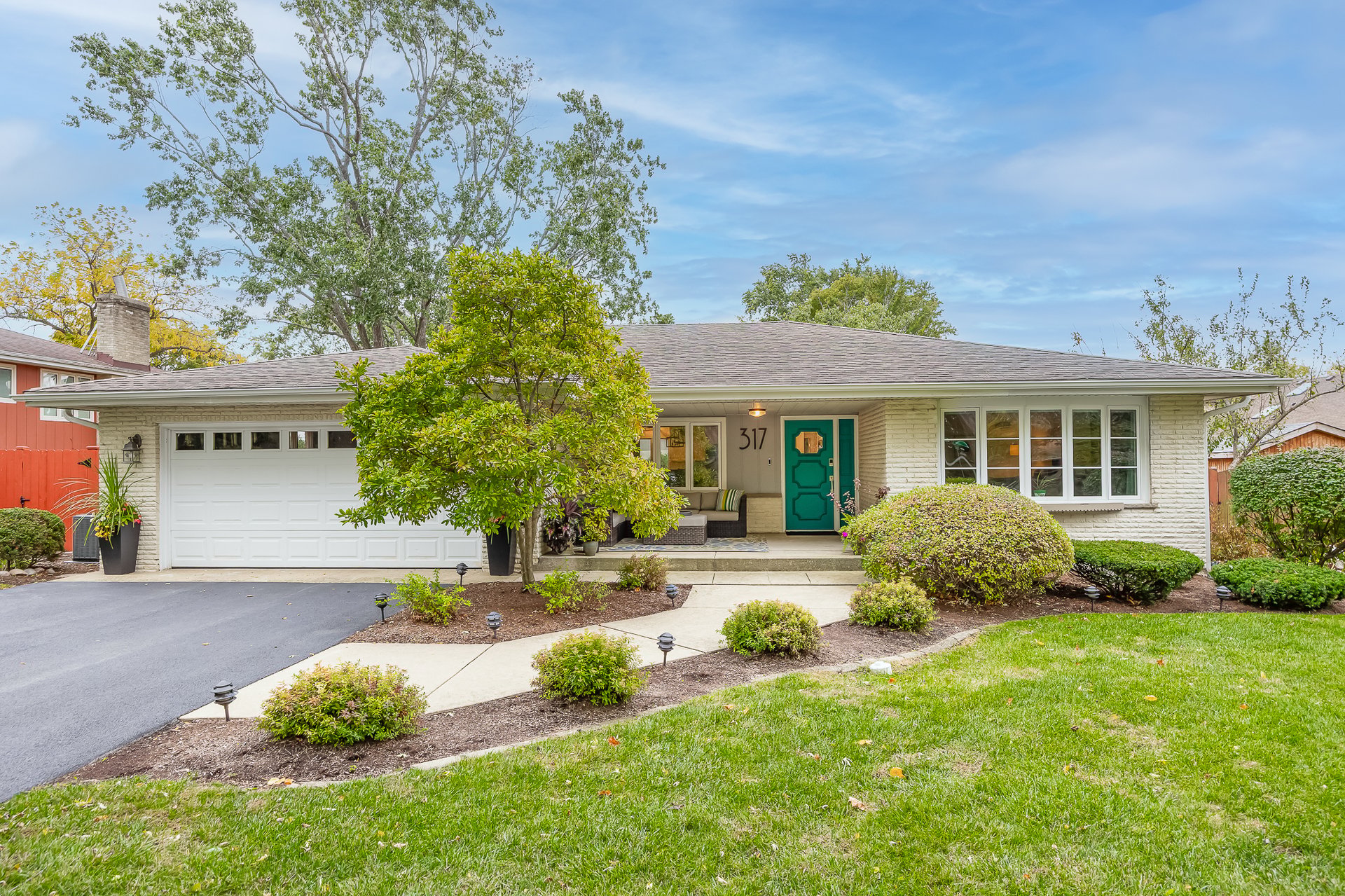 317 39th St, Downers Grove