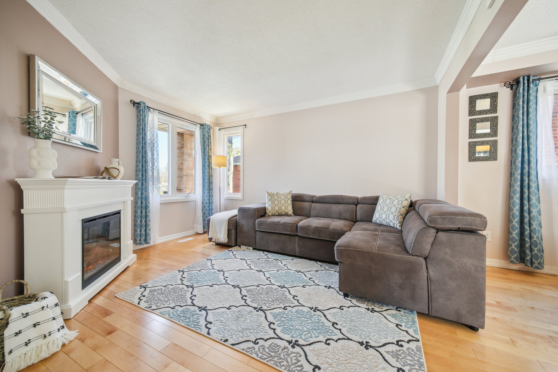3-BED, 3-BATH OASIS