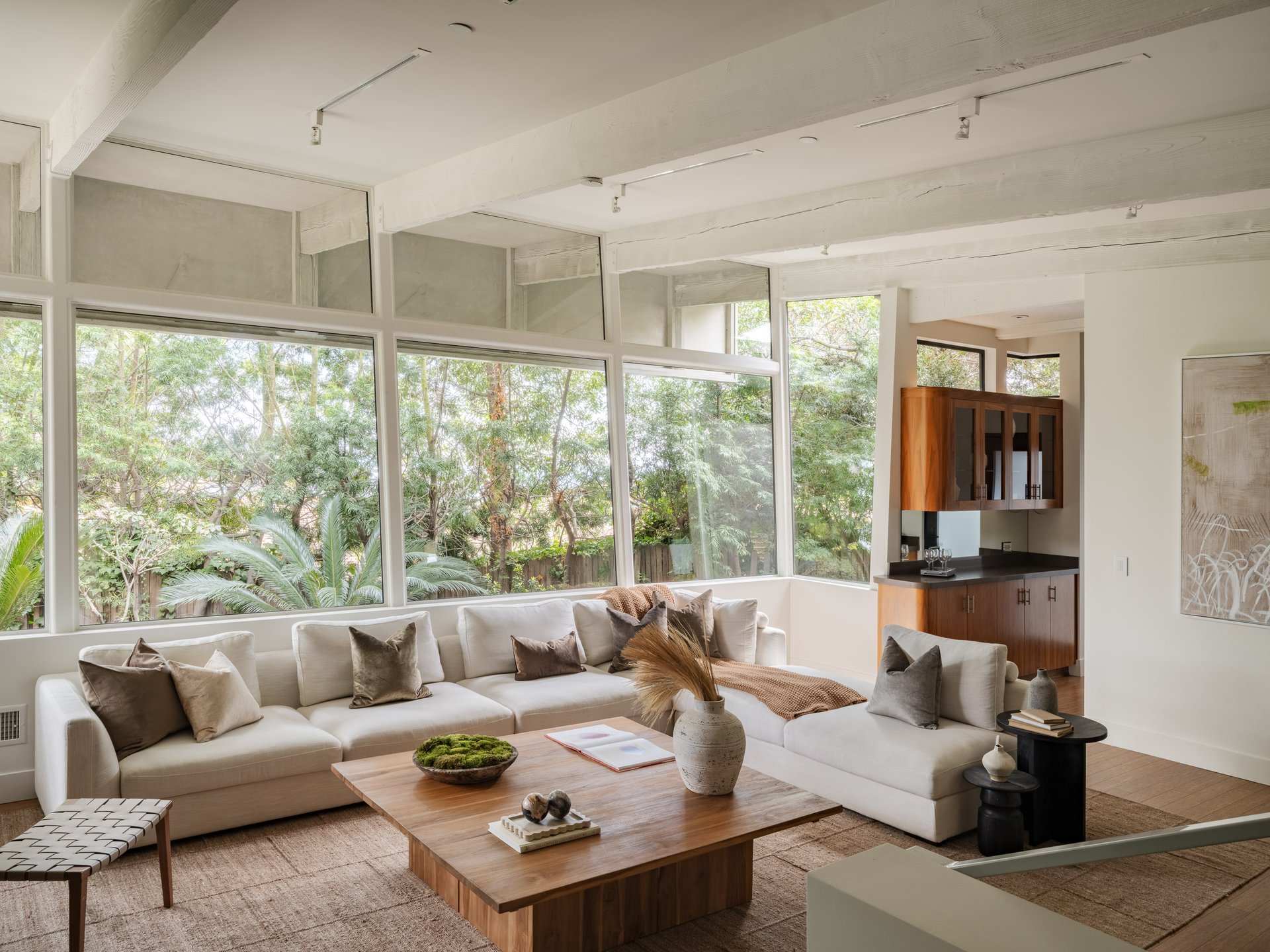 1575 Carla Rdg, Beverly Hills
