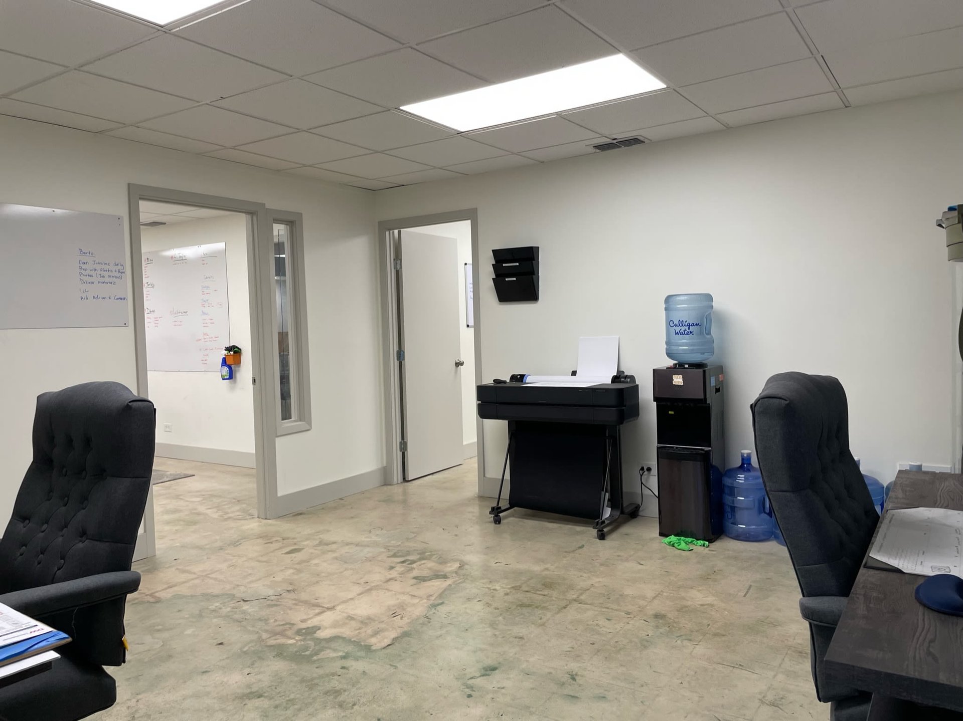 2118 Mannix Flex Building | SELLER REPRESENTATION
