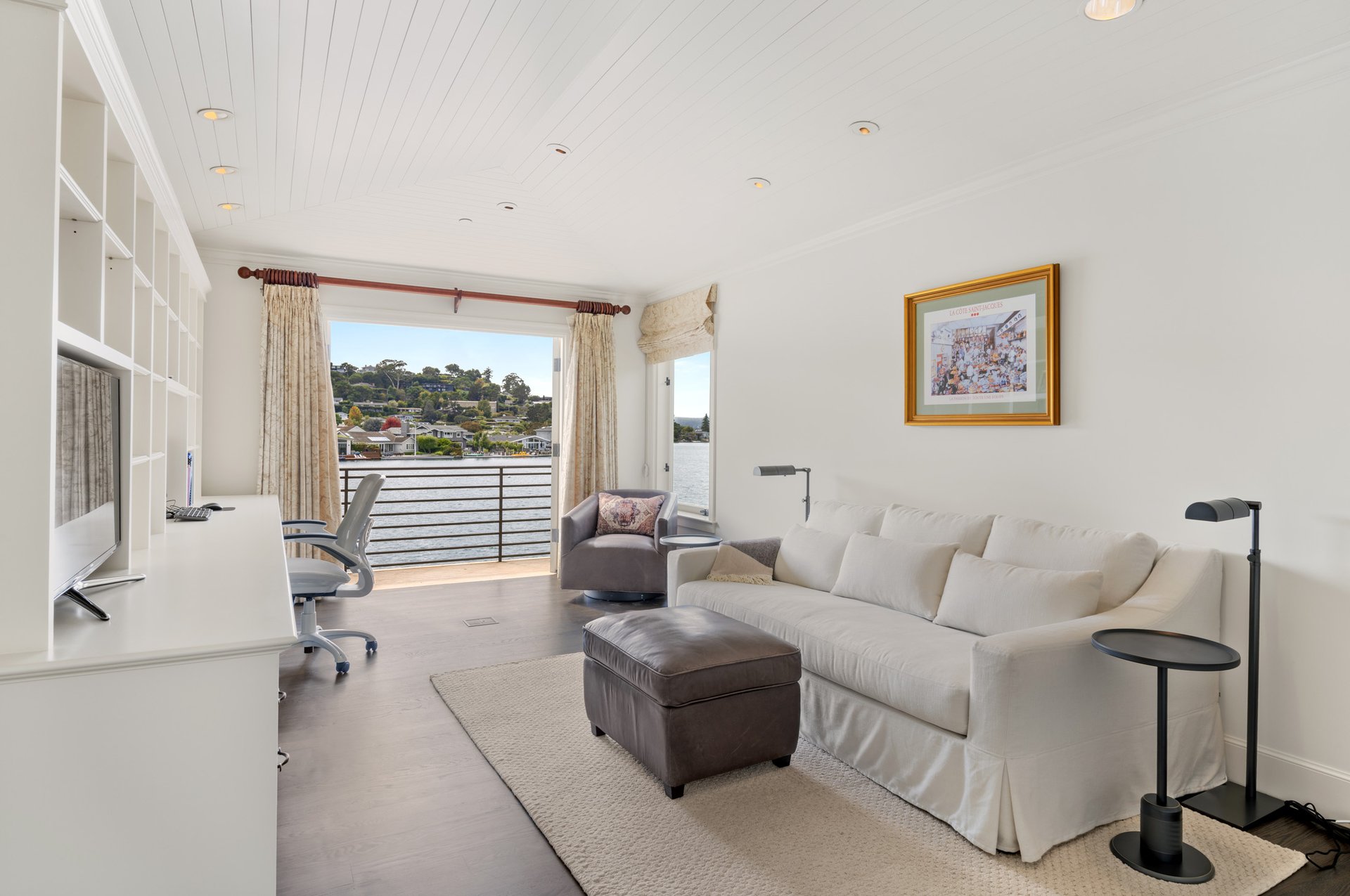 Unparalleled Design on the Belvedere Lagoon