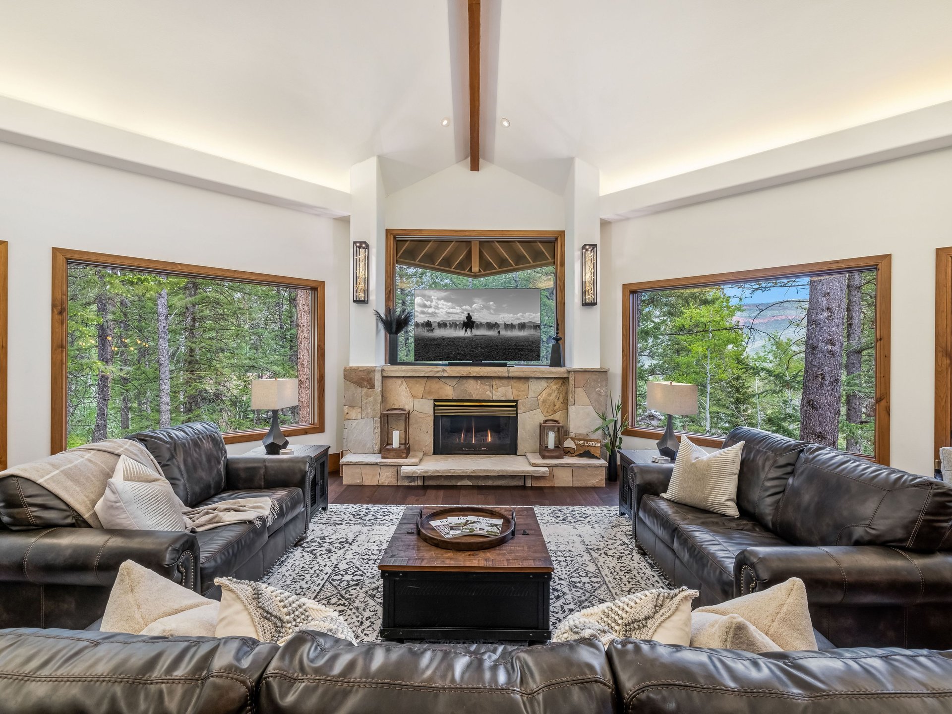 2666 Fenno Drive