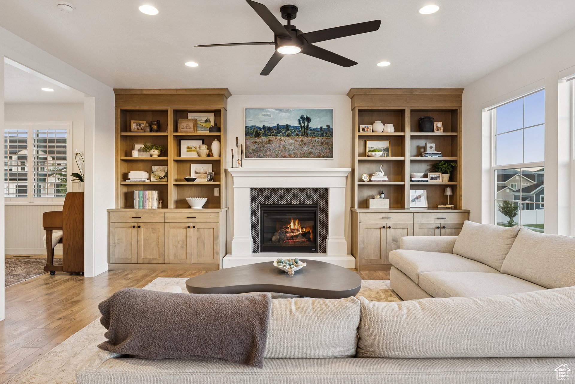 Sold $50,000 Above Appraisal - Listing