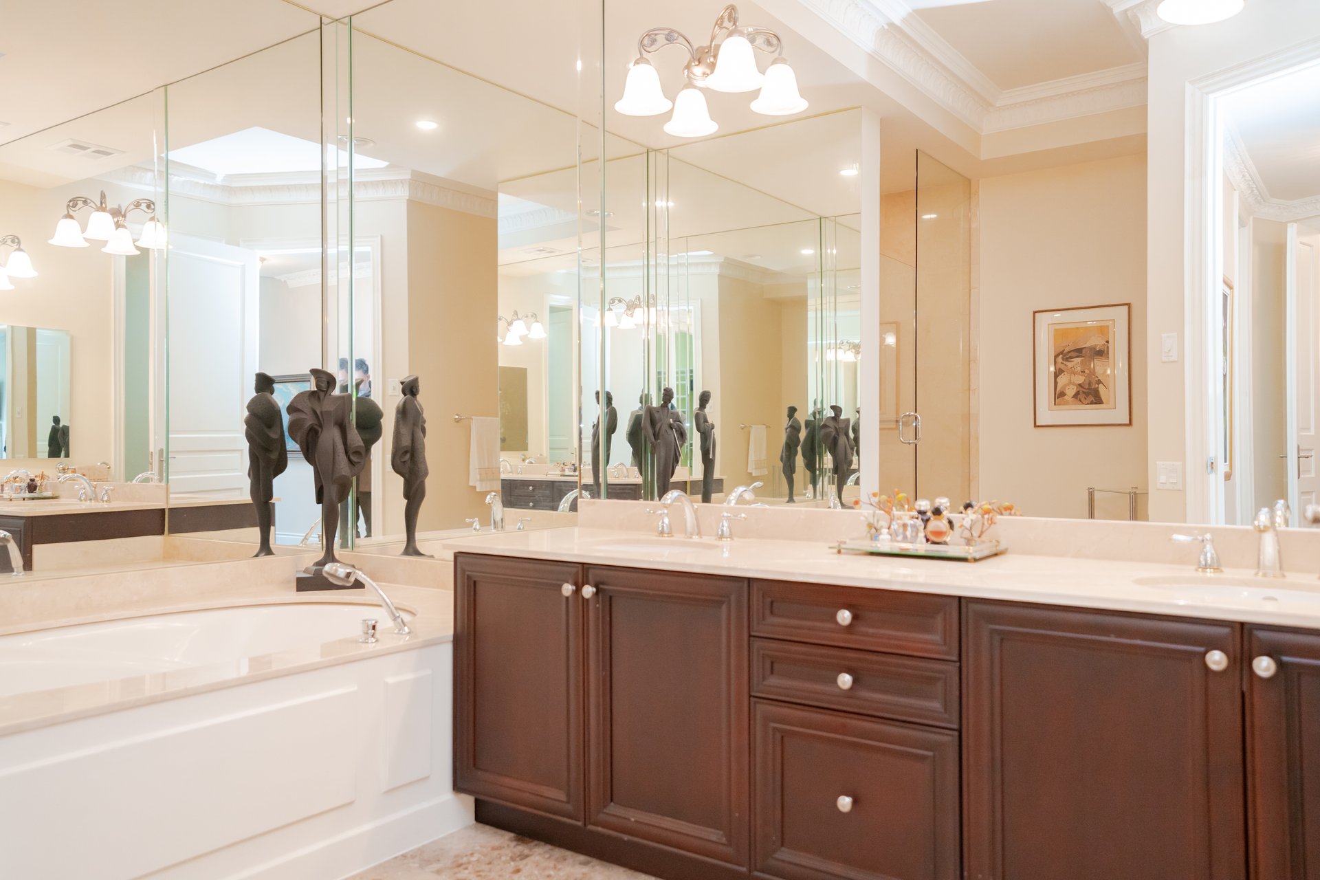 SOLD: Prestigious Tridel Boutique Condo