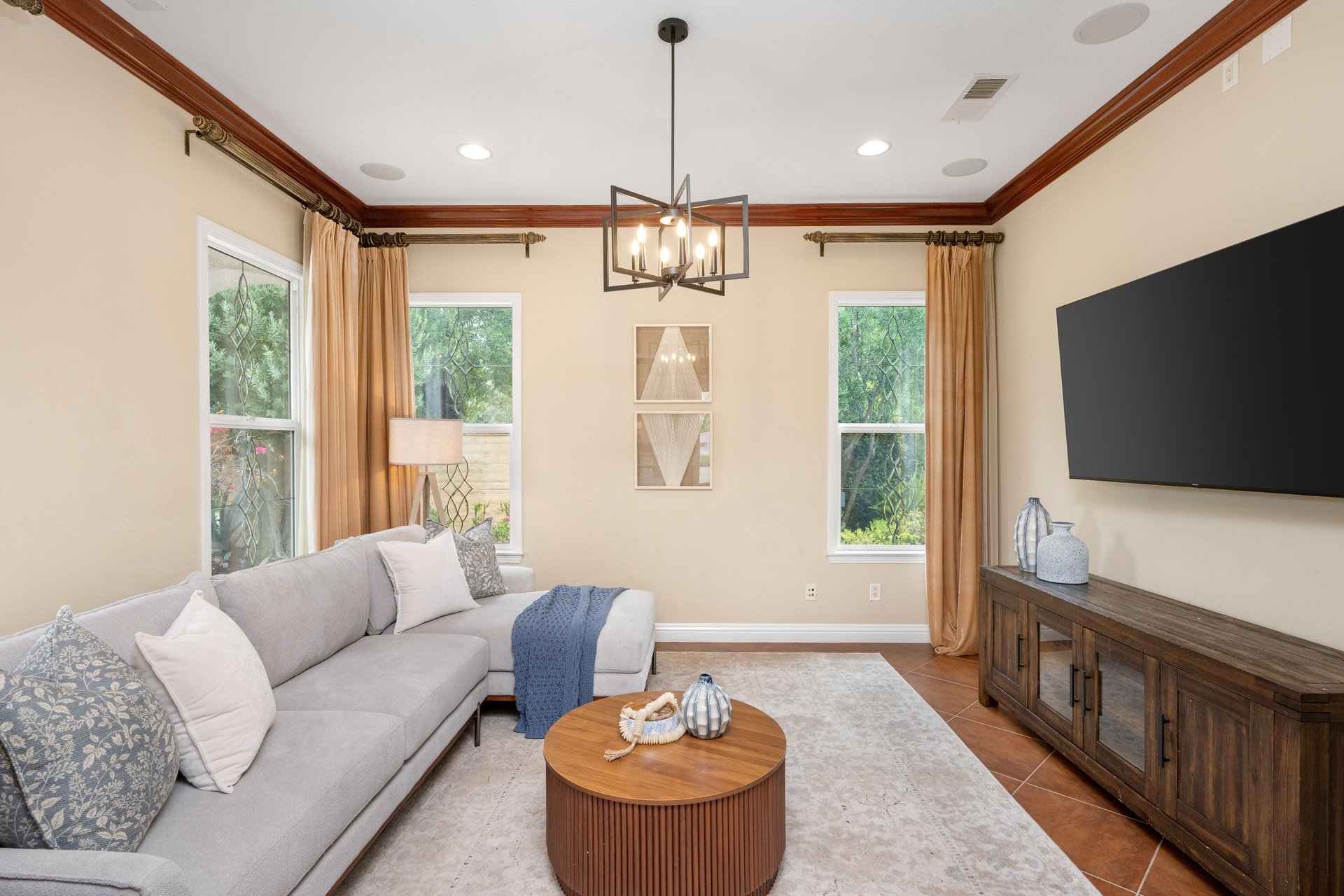 4394 Hiwassee