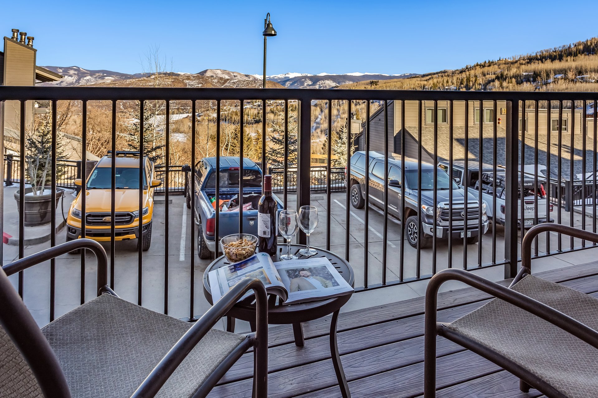 Modern Elegance Meets Mountain Comfort
