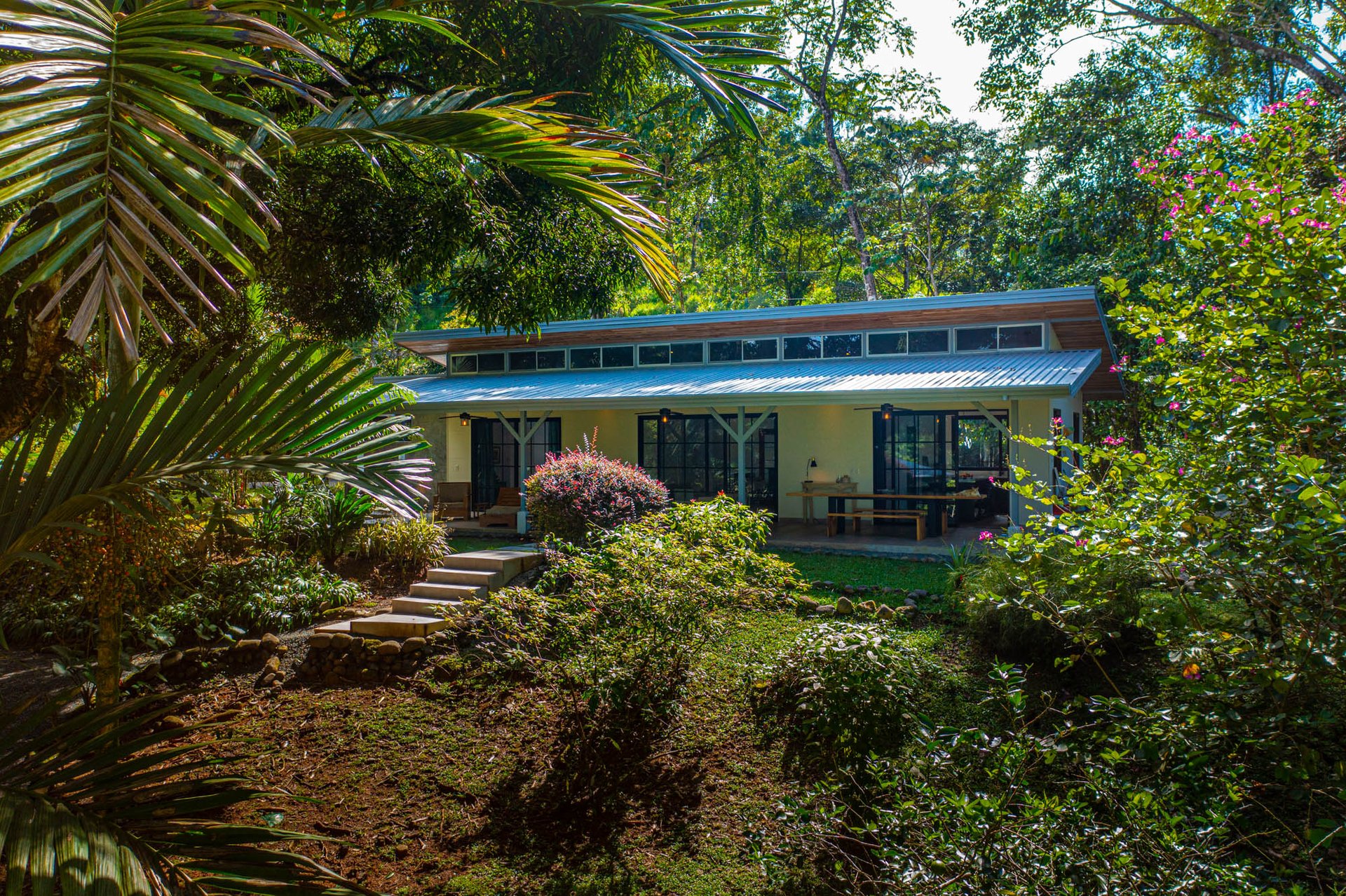 5 Bedroom Family Compound Turn Key and Fantastic Rental Potential