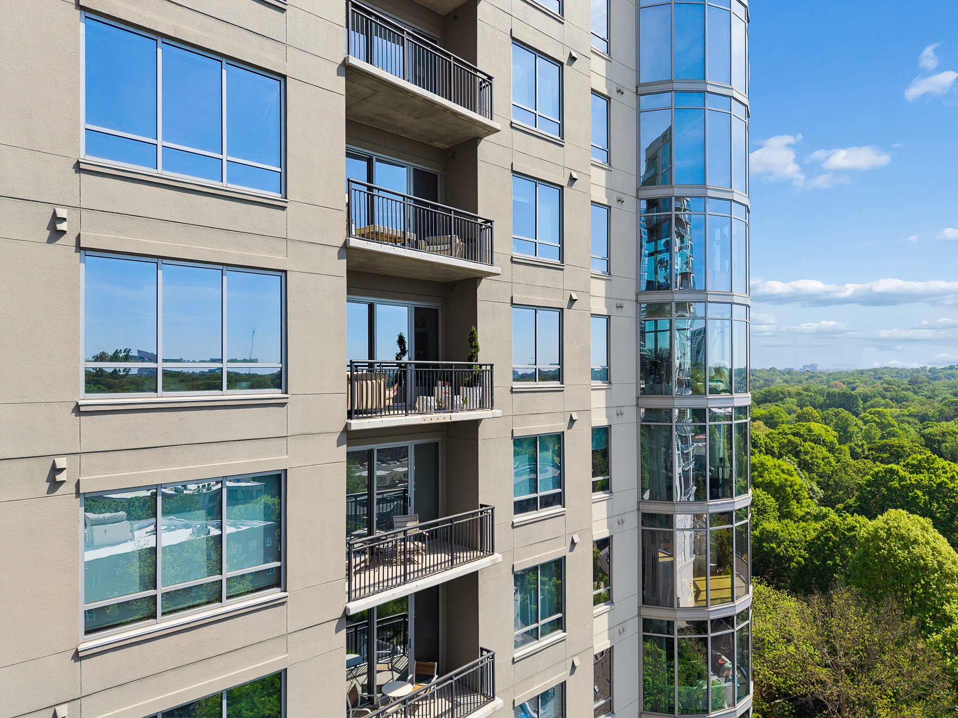 222 12th Street NE Unit 2105