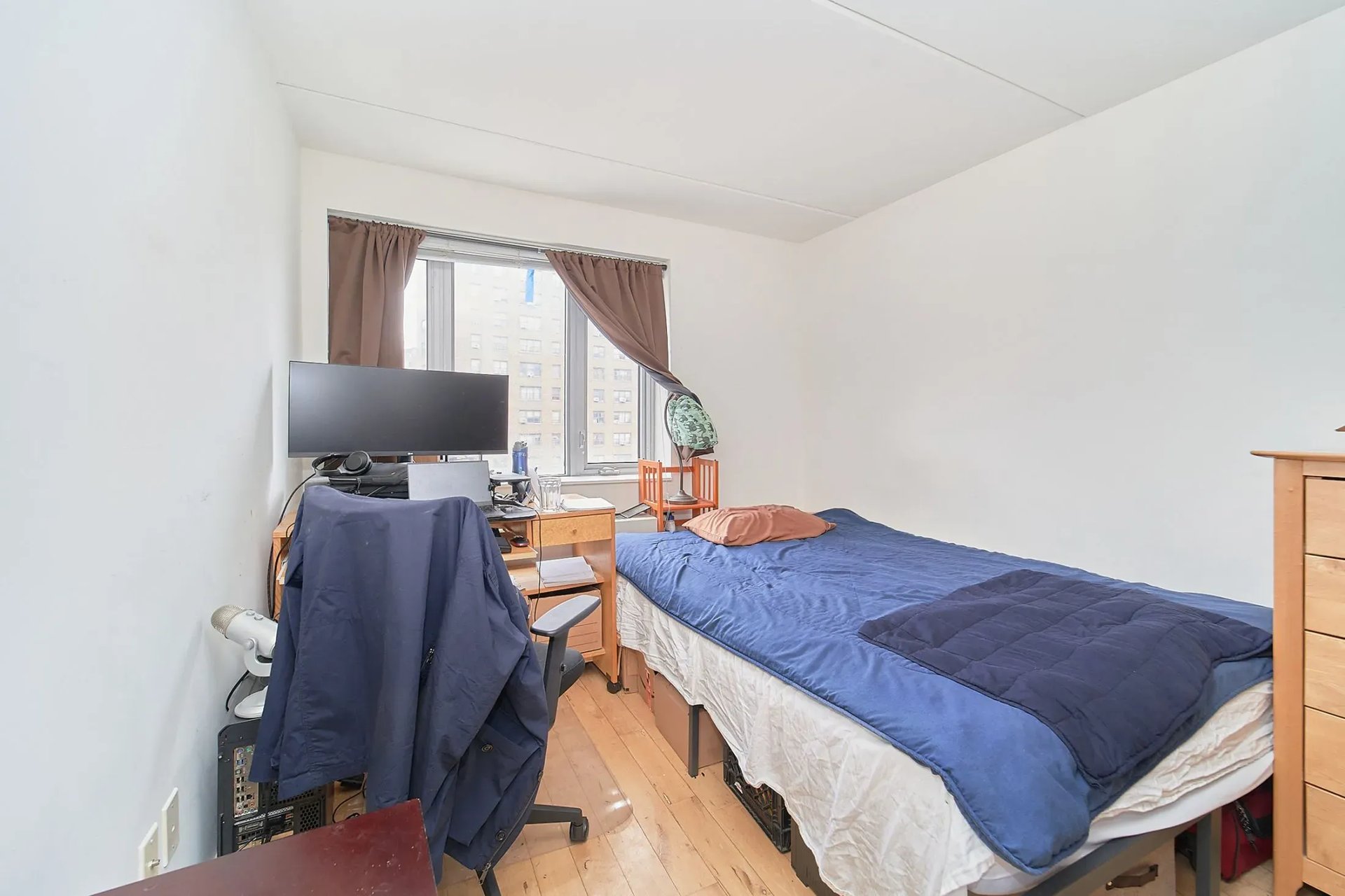 1810 3 Ave #B6D