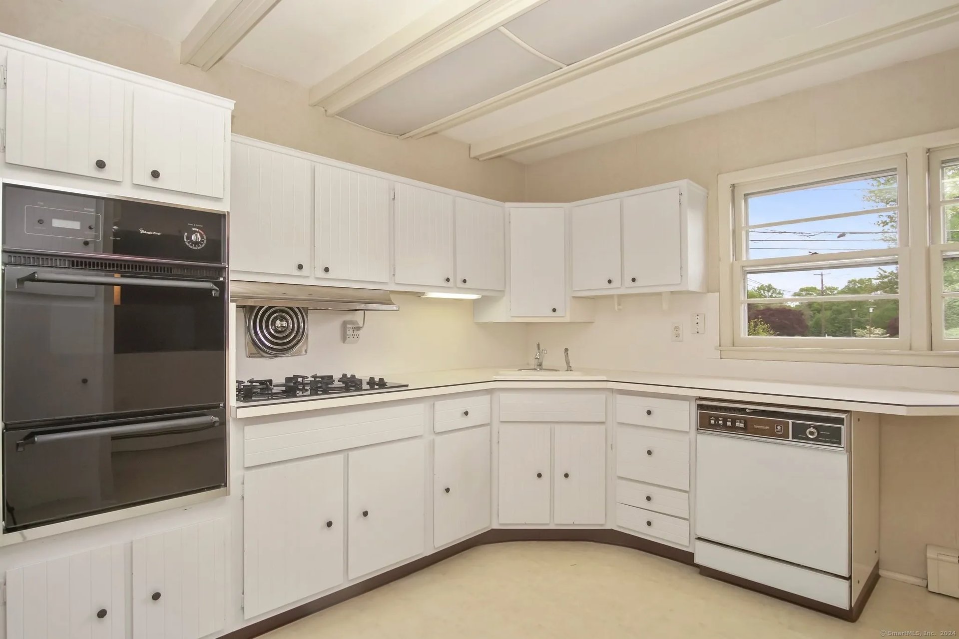 5 Waterbury Road