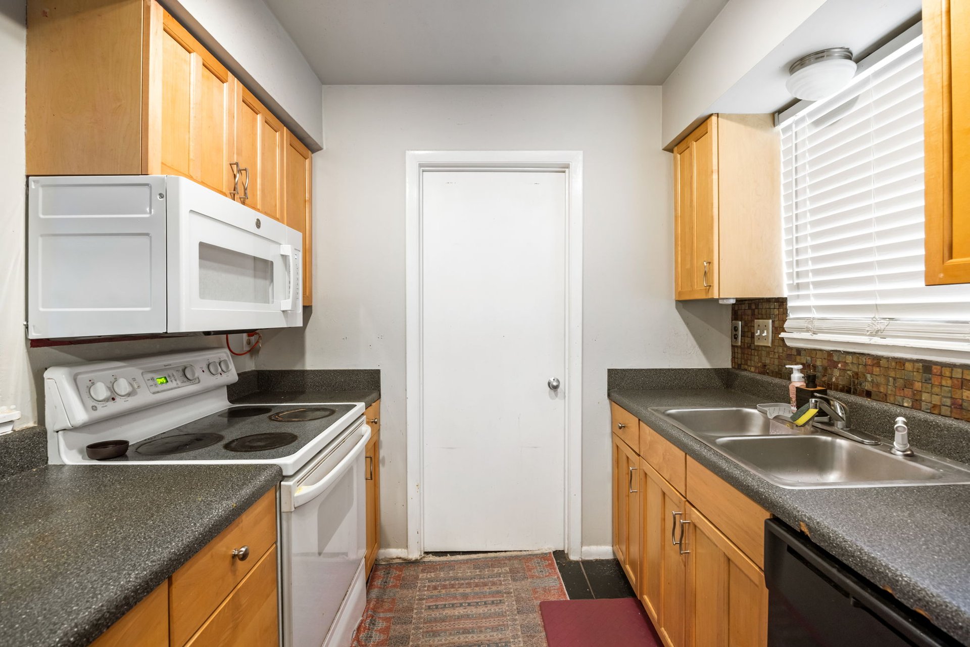 30 Finch Trail NE, Atlanta, GA 30308