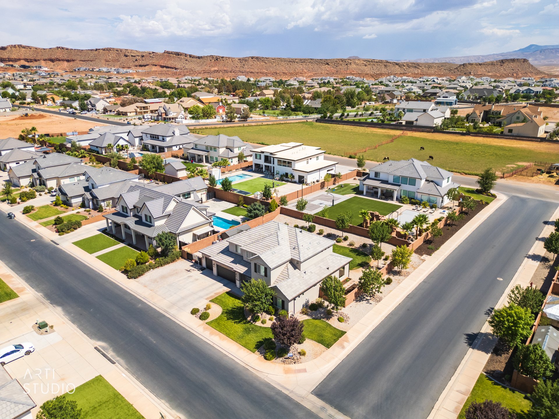 Fieldstone Cir