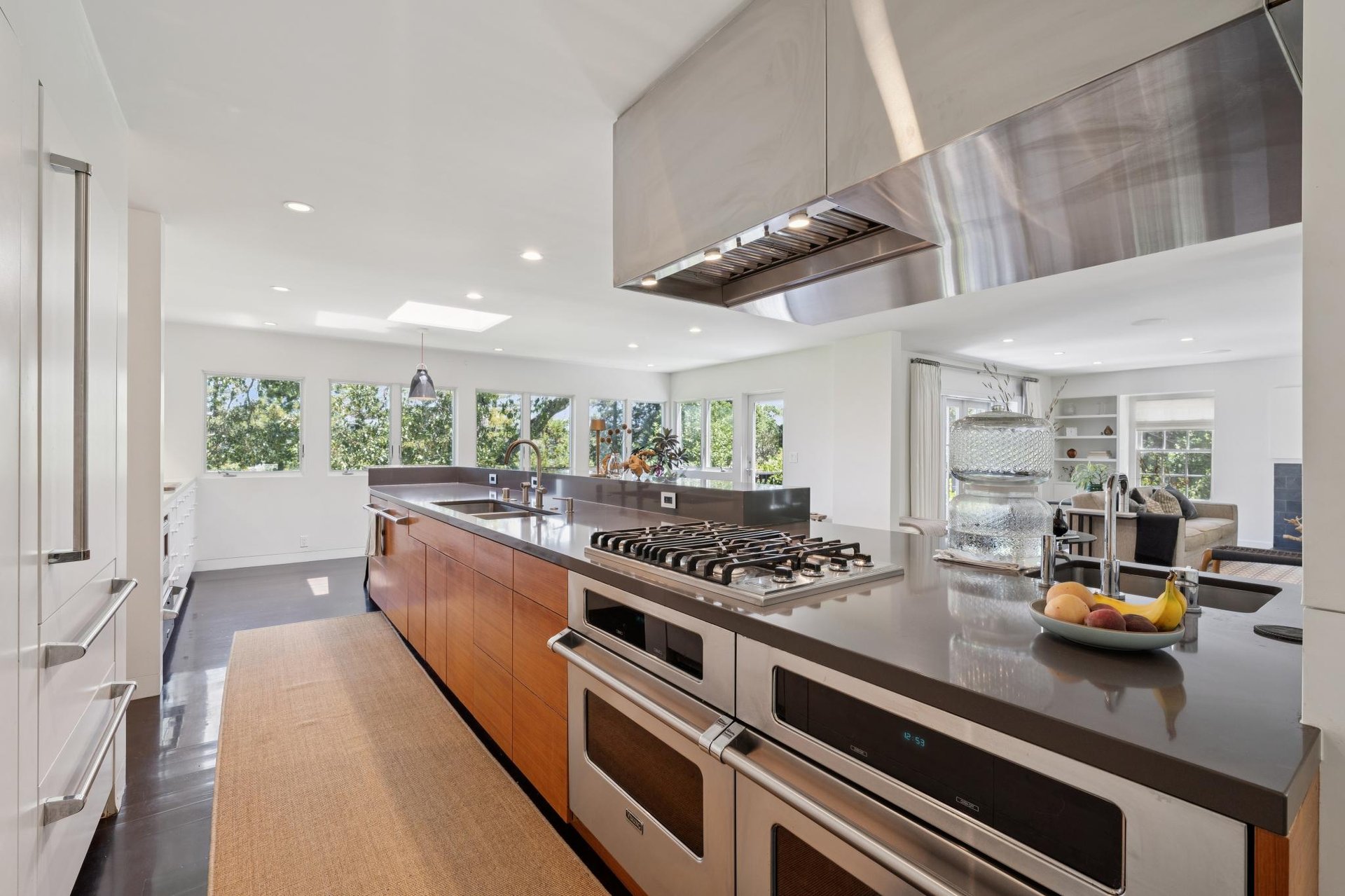 28 Black Log Rd