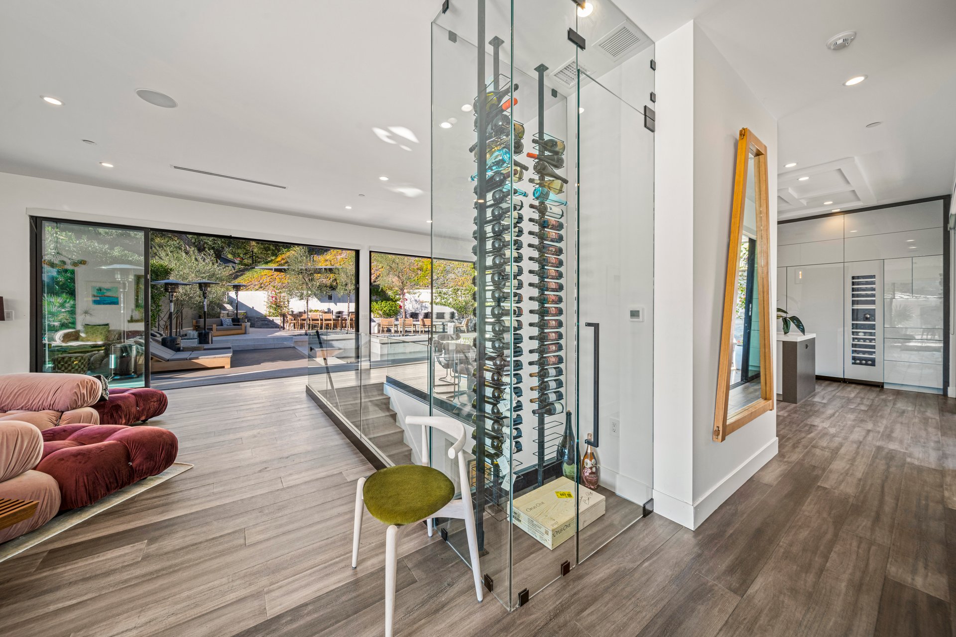 8145 Willow Glen Rd