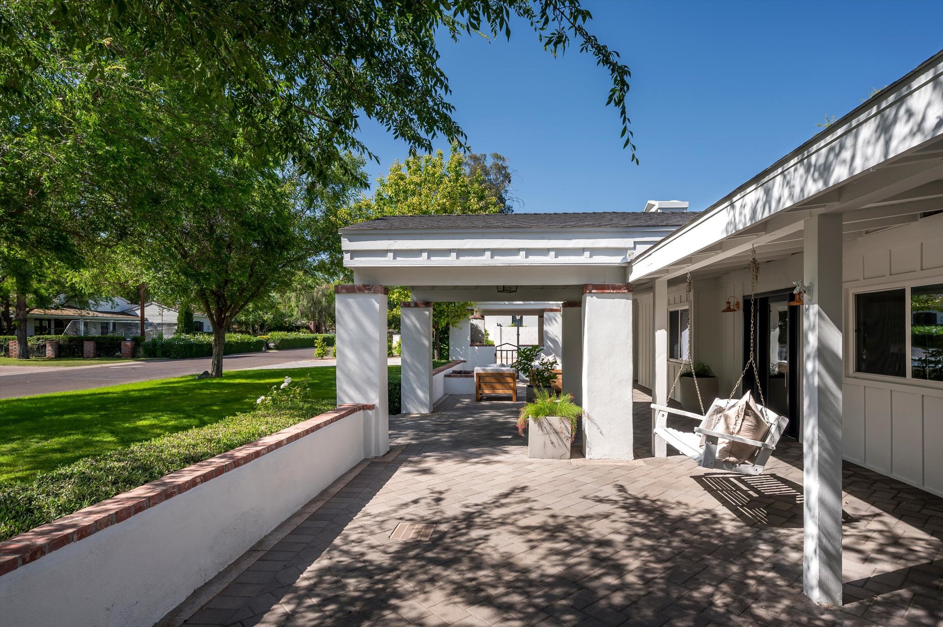 3131 N 53RD Place