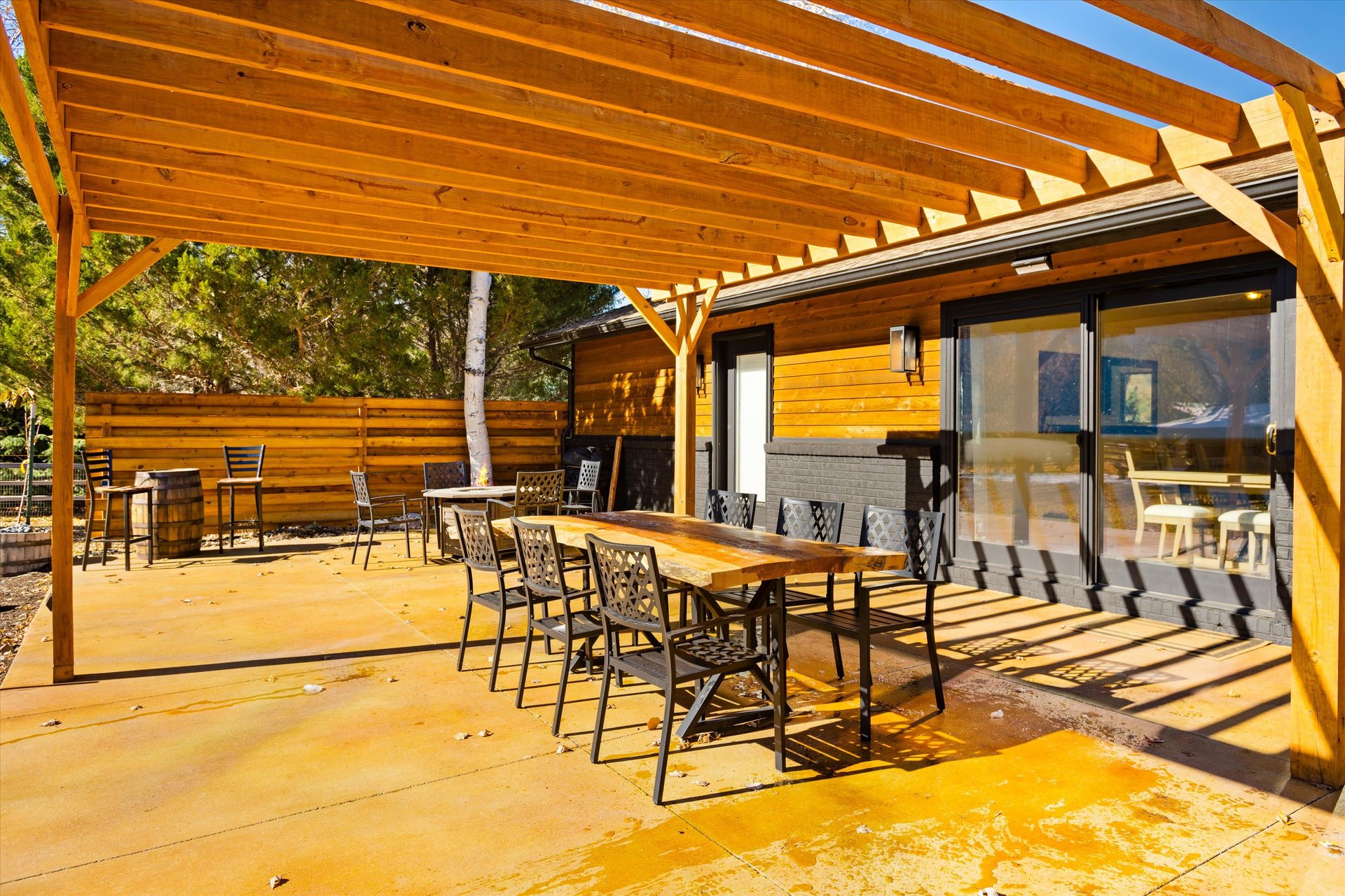 Beautifully Remodeled Home in the Heart of the Valley